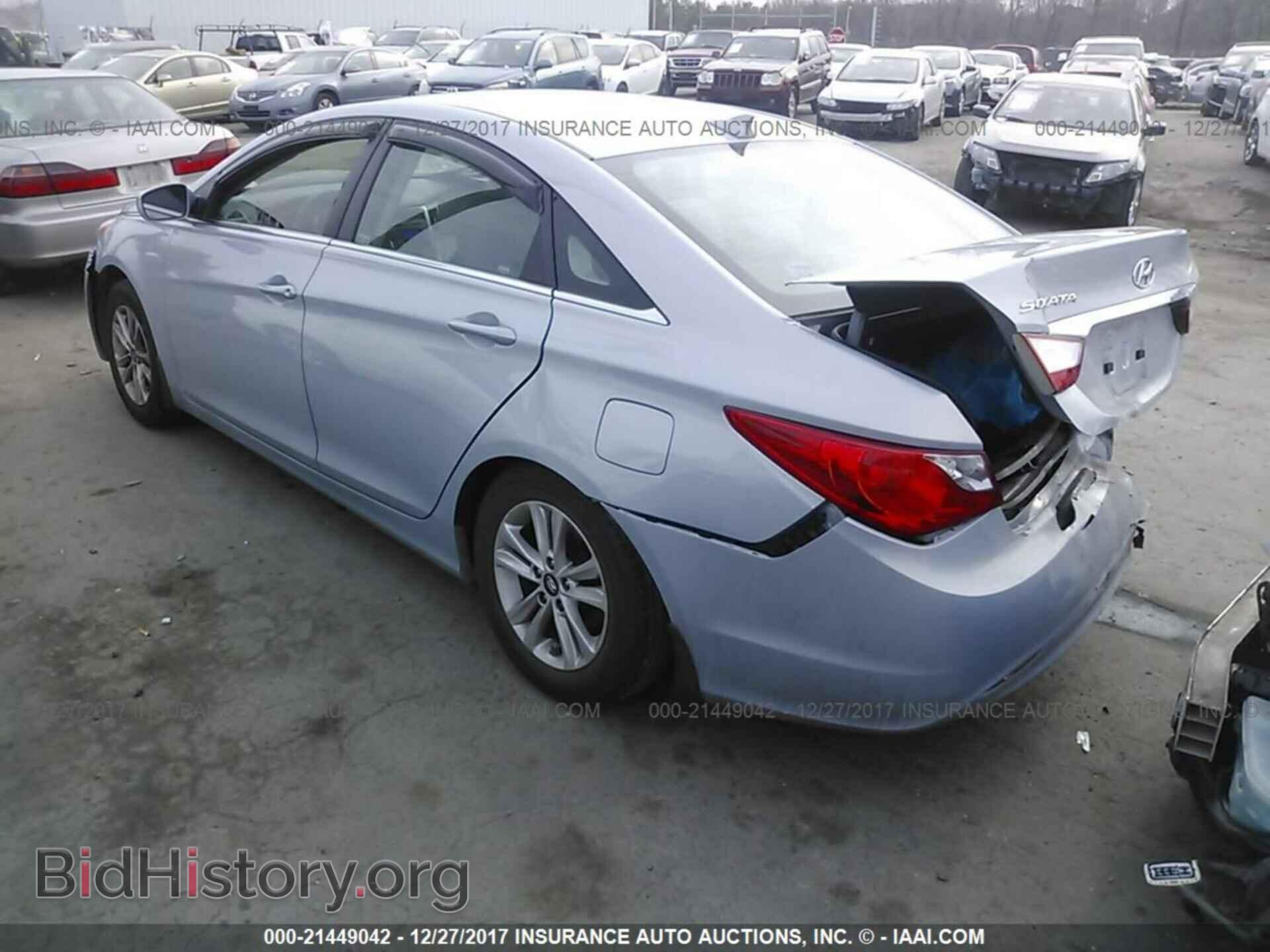 2012 Hyundai Sonata - VIN: 5NPEB4AC2CH500300 - Фото 3