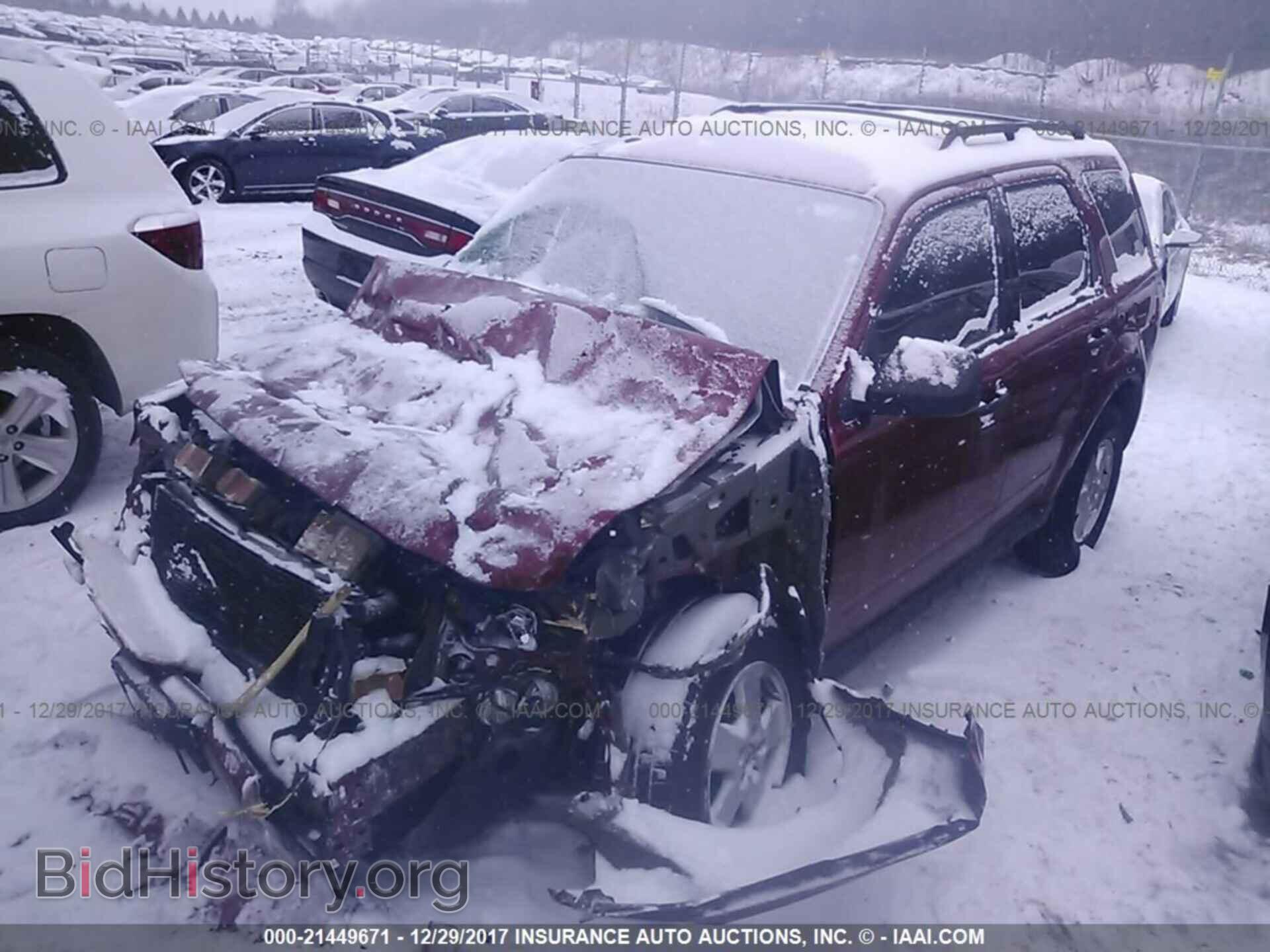 2012 Ford Escape - VIN: 1FMCU0D72CKB63441 - Фото 2