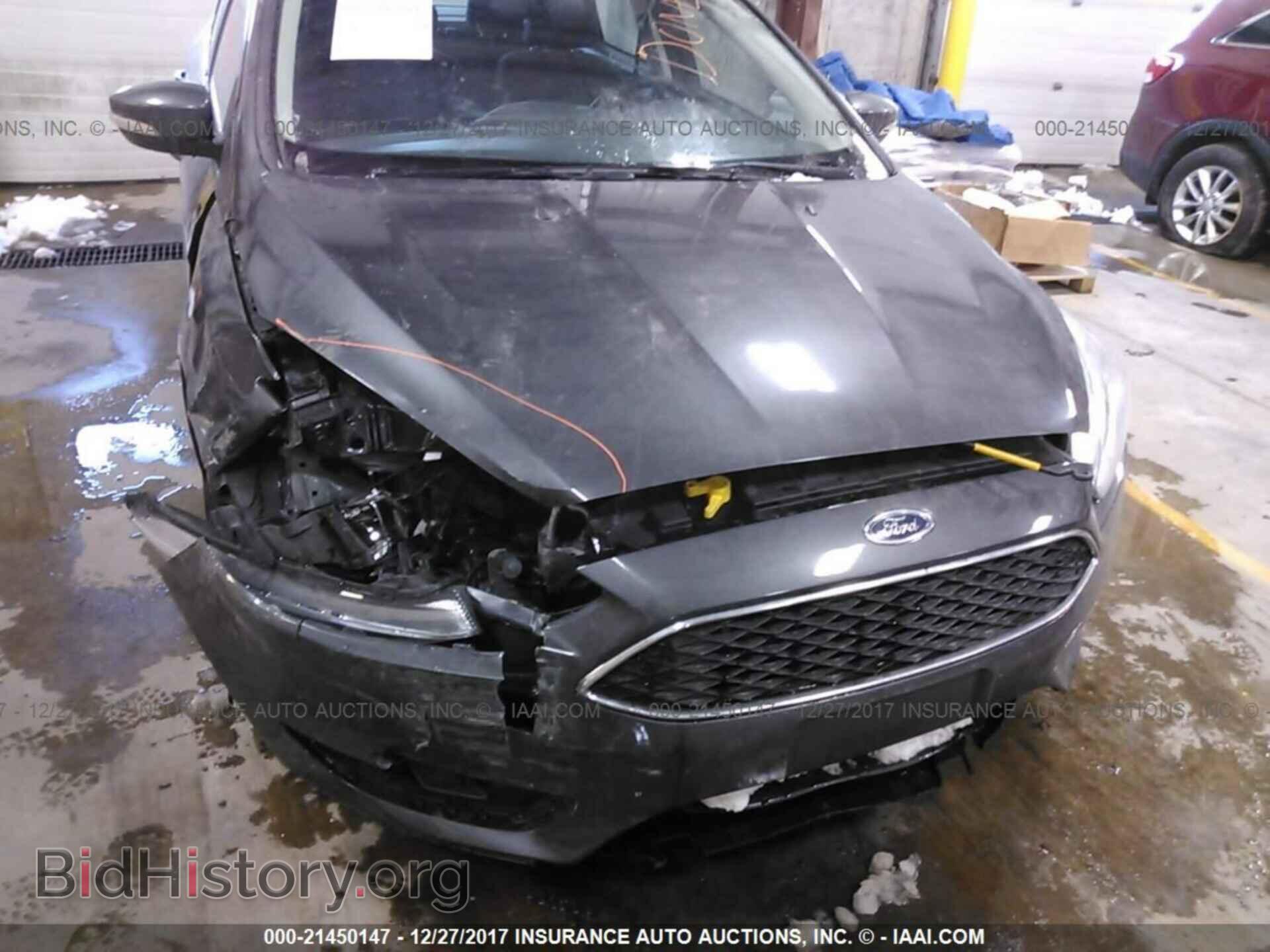 2015 Ford Focus - VIN: 1FADP3F2XFL207936 - Photo 6