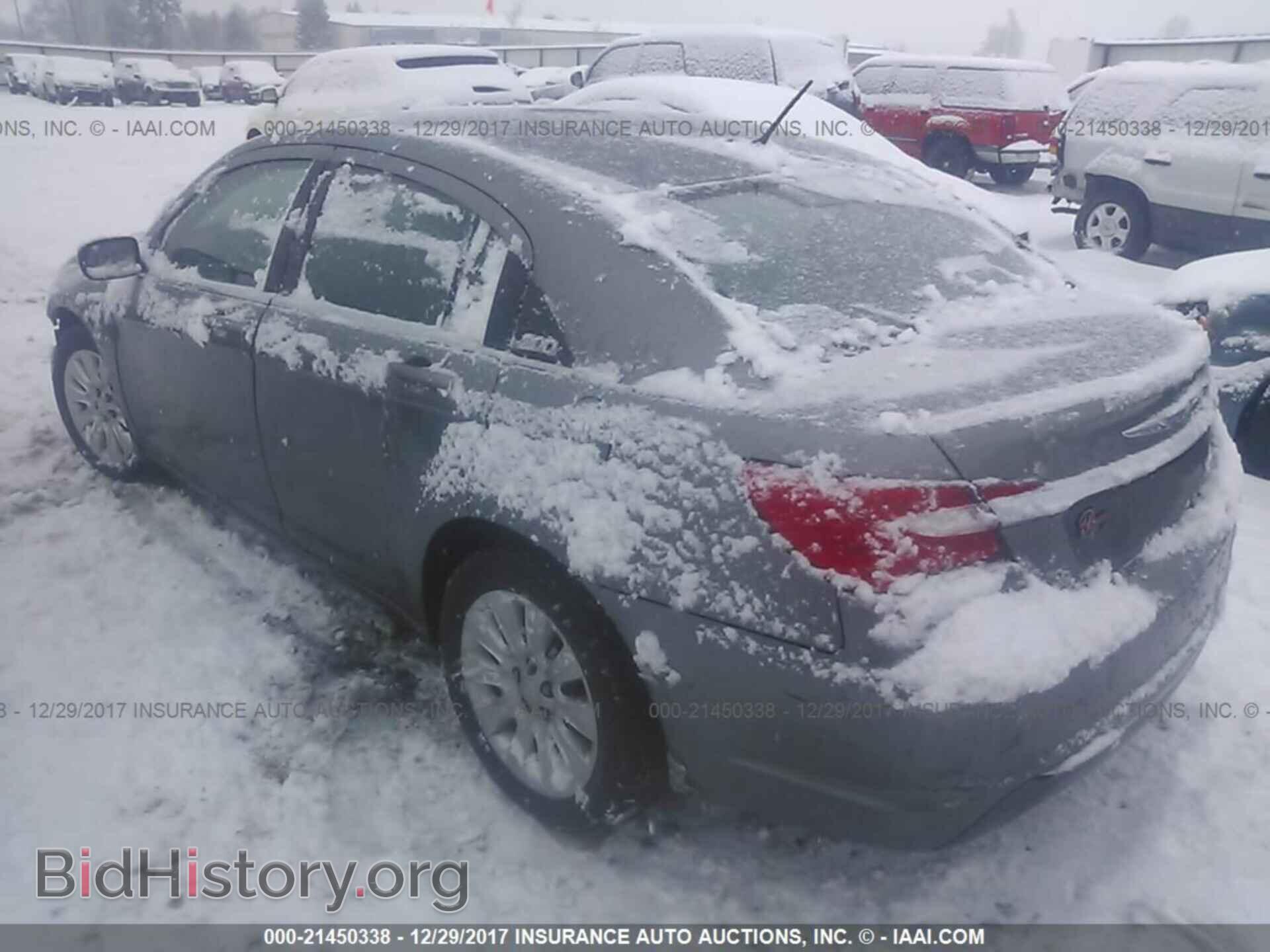 2012 Chrysler 200 - VIN: 1C3CCBAB5CN282082 - Фото 3