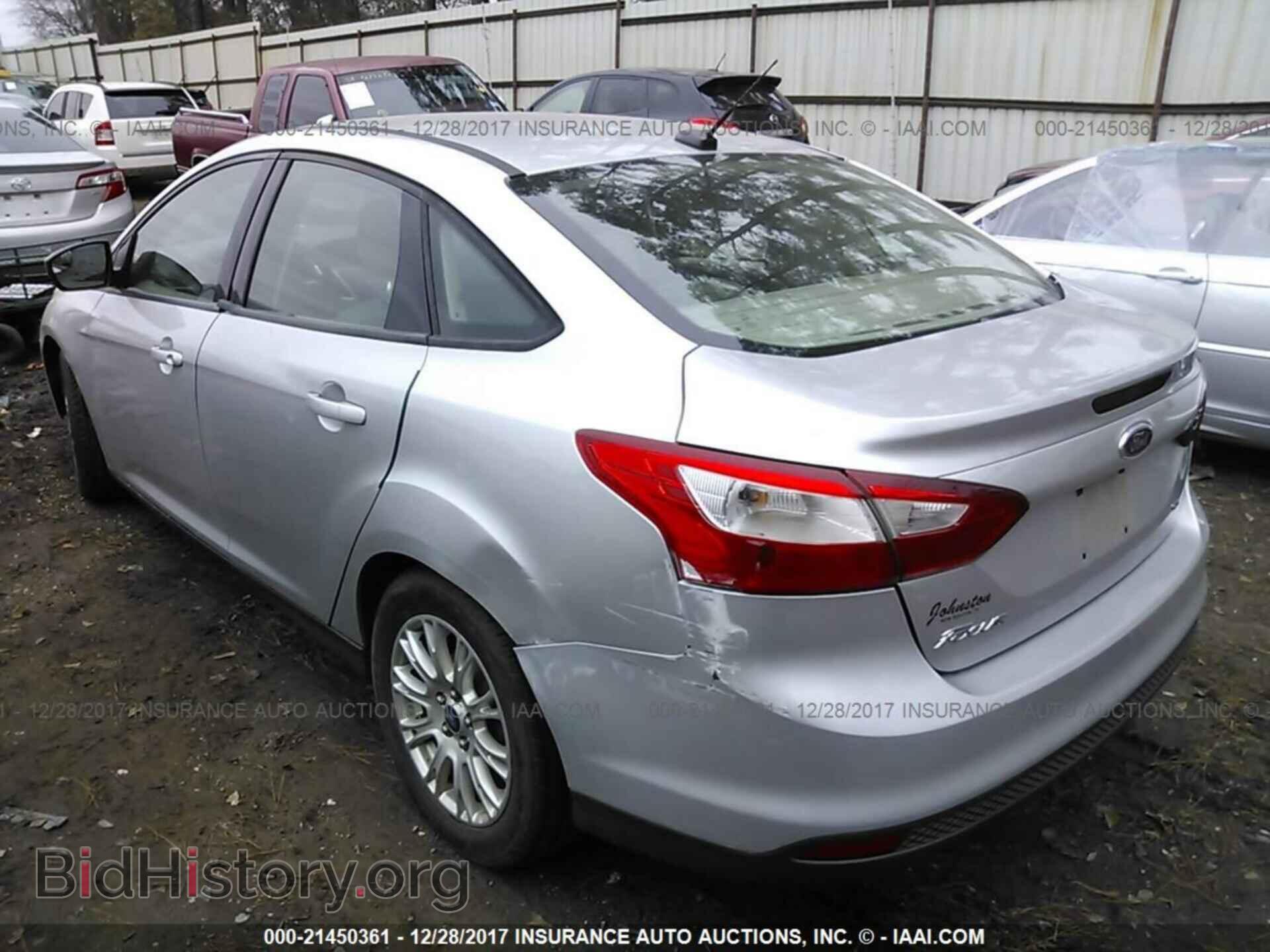 2012 Ford Focus - VIN: 1FAHP3F27CL177968 - Фото 3