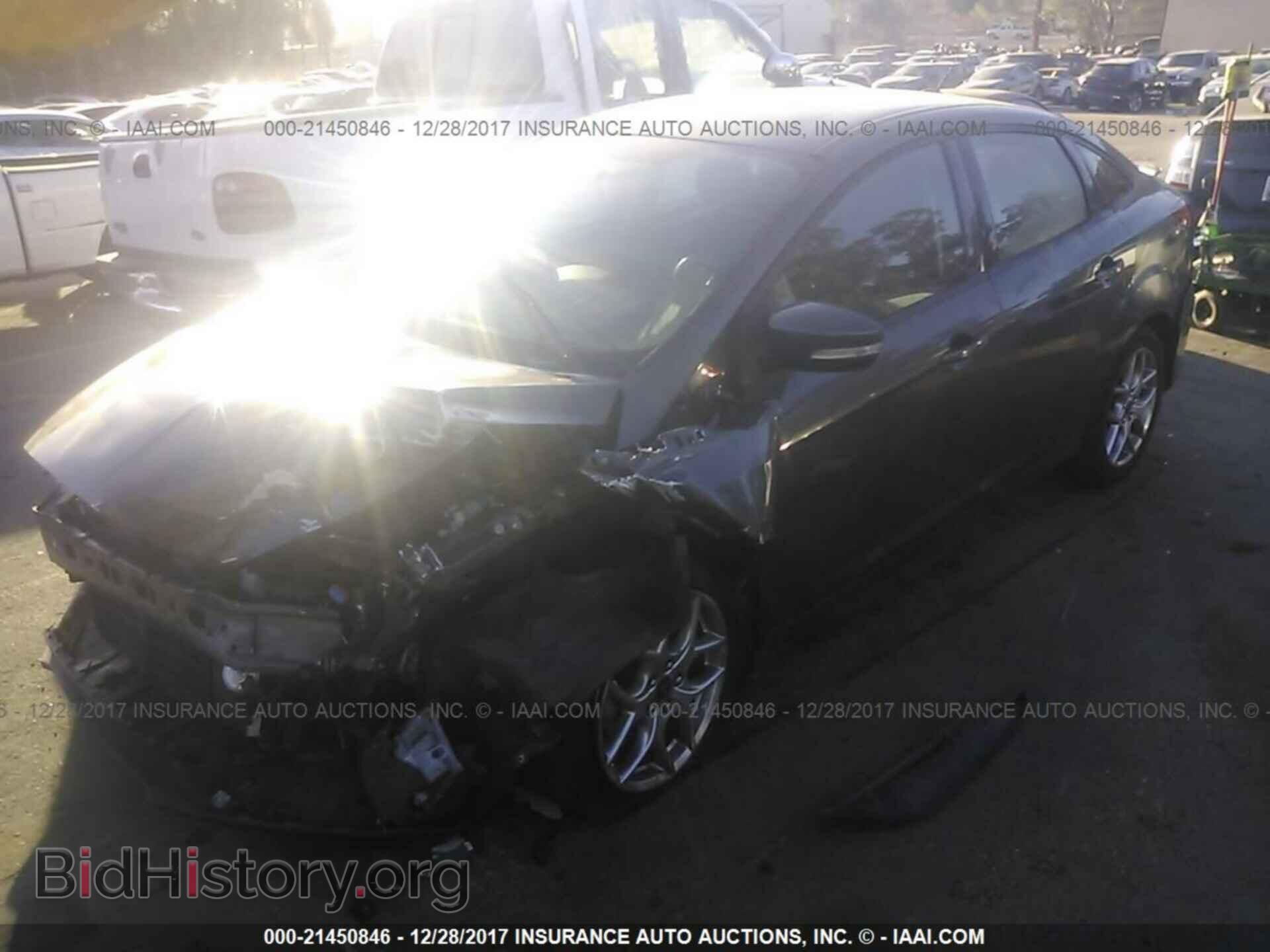 2015 Ford Focus - VIN: 1FADP3F2XFL324593 - Photo 2