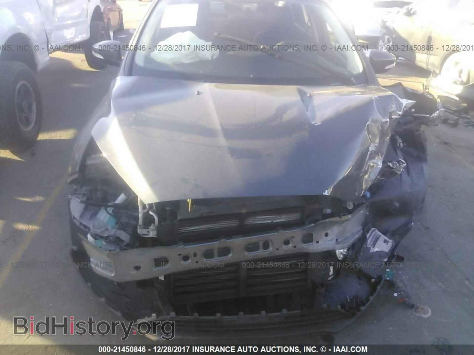 2015 Ford Focus - VIN: 1FADP3F2XFL324593 - Photo 6