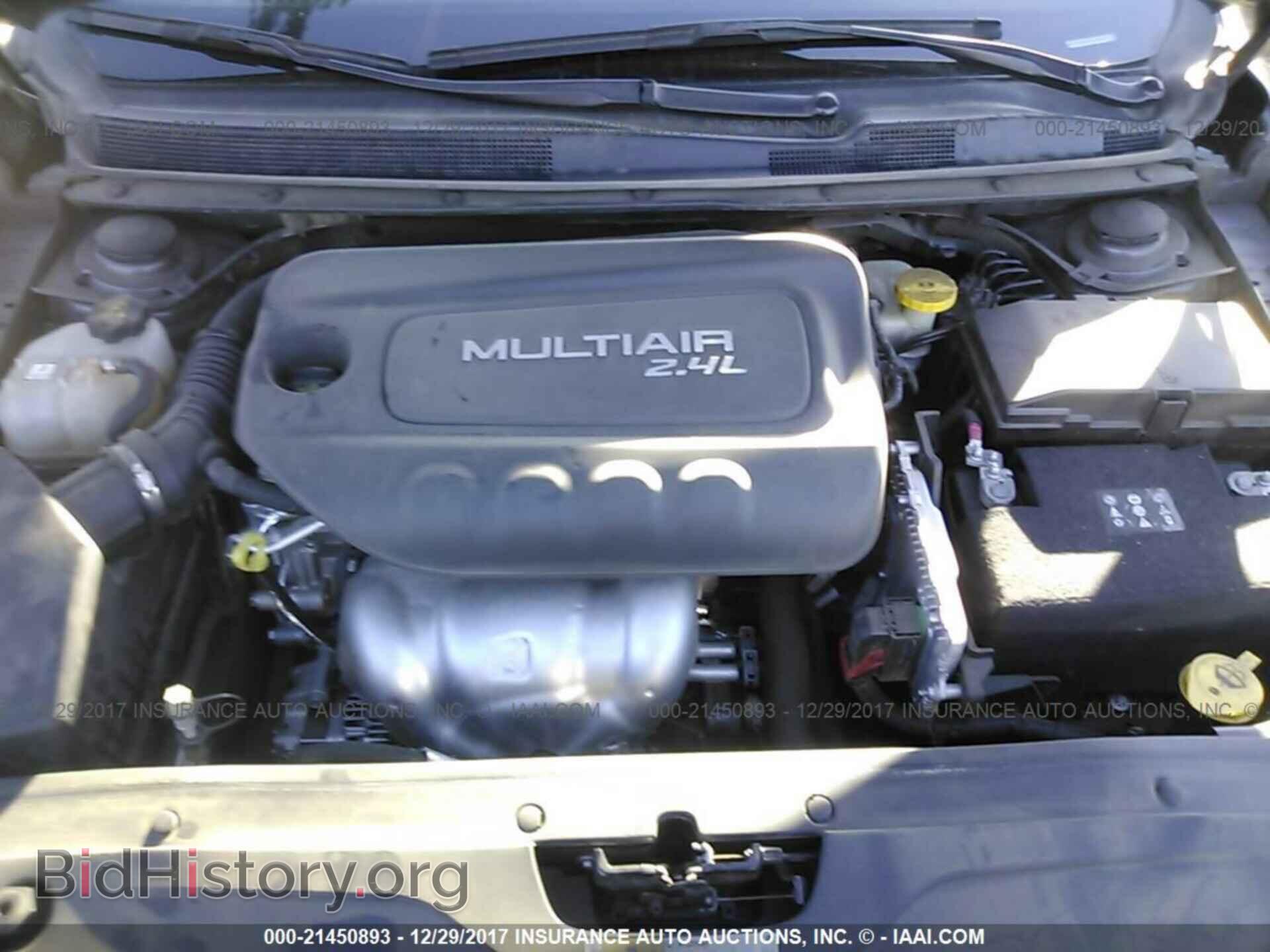 2015 Chrysler 200 - VIN: 1C3CCCBBXFN658980 - Photo 10