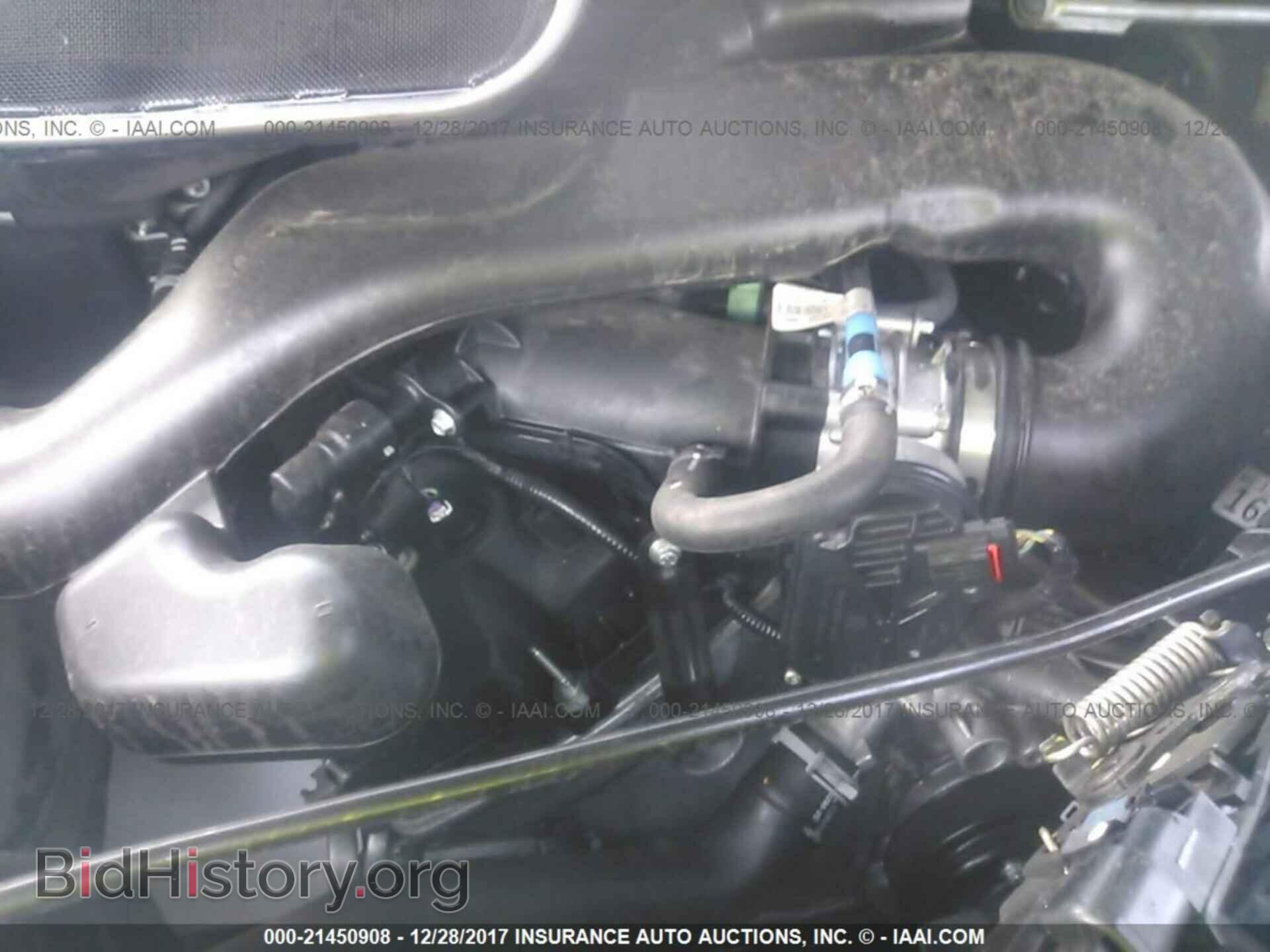 2017 Ford Transit - VIN: 1FTYE1YM8HKB07041 - Фото 10