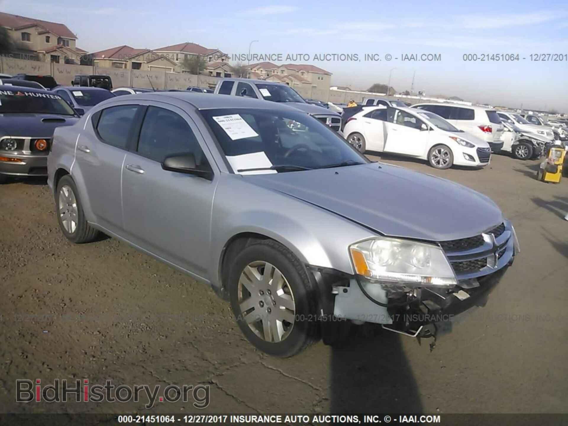 Фотография 1B3BD4FB3BN523579 - Dodge Avenger 2011