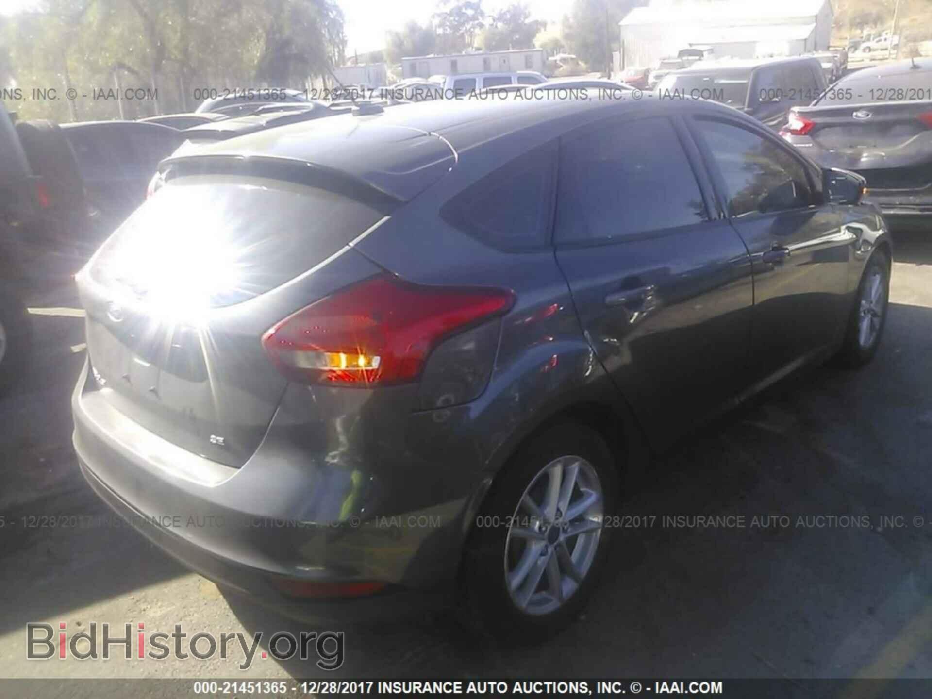 2015 Ford Focus - VIN: 1FADP3K24FL211177 - Photo 4