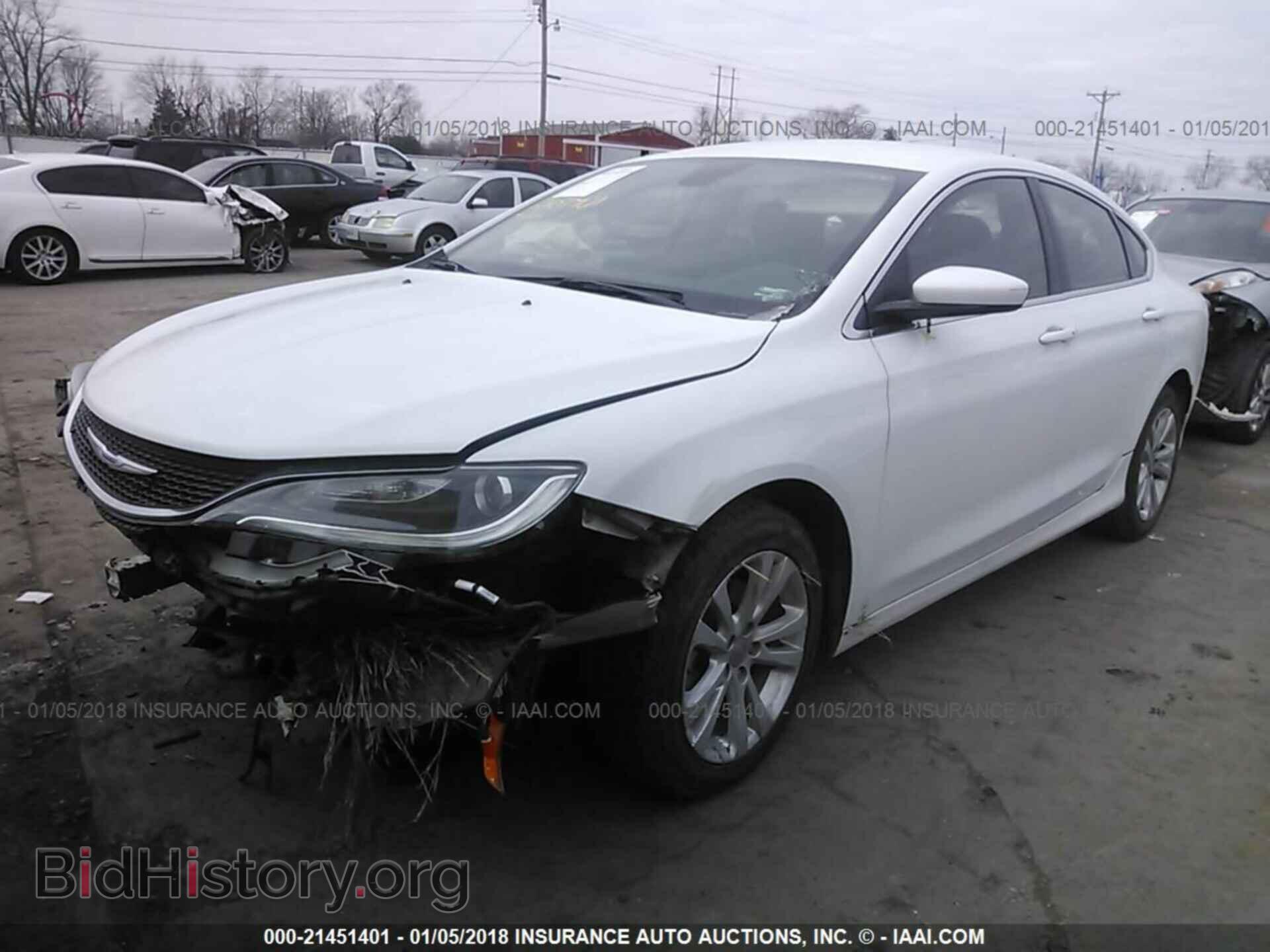 2015 Chrysler 200 - VIN: 1C3CCCAB3FN644906 - Фото 2