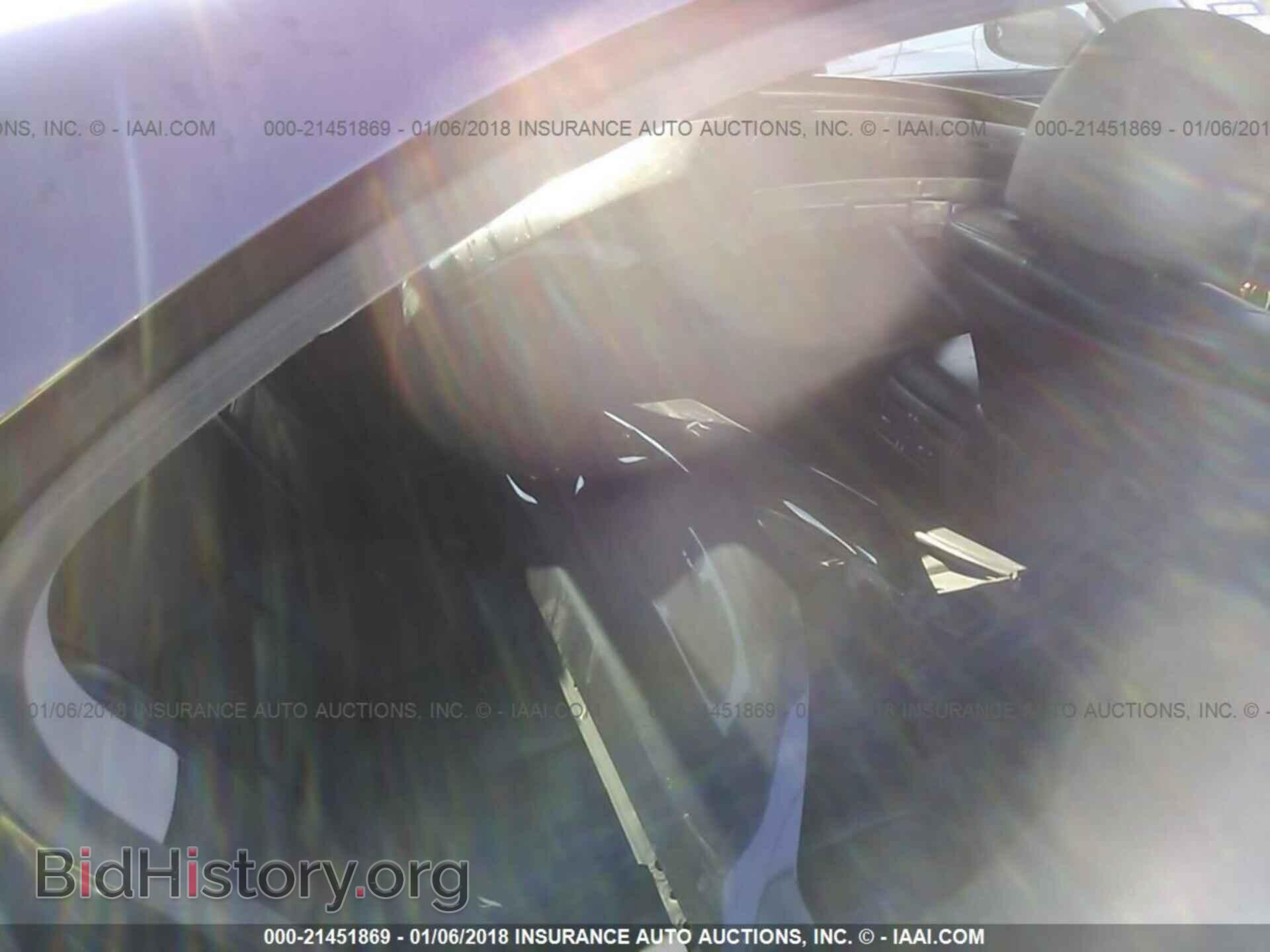 2011 Lexus Ls - VIN: JTHBL5EF9B5105490 - Photo 8