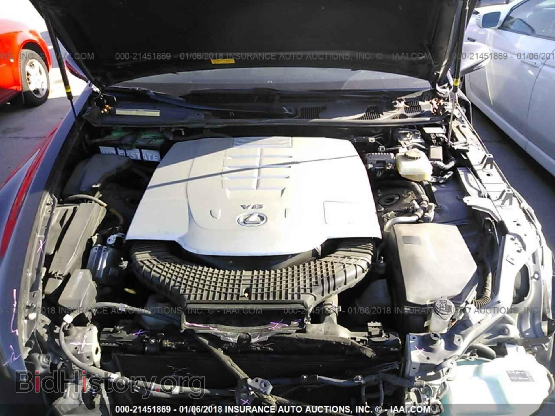 2011 Lexus Ls - VIN: JTHBL5EF9B5105490 - Photo 10
