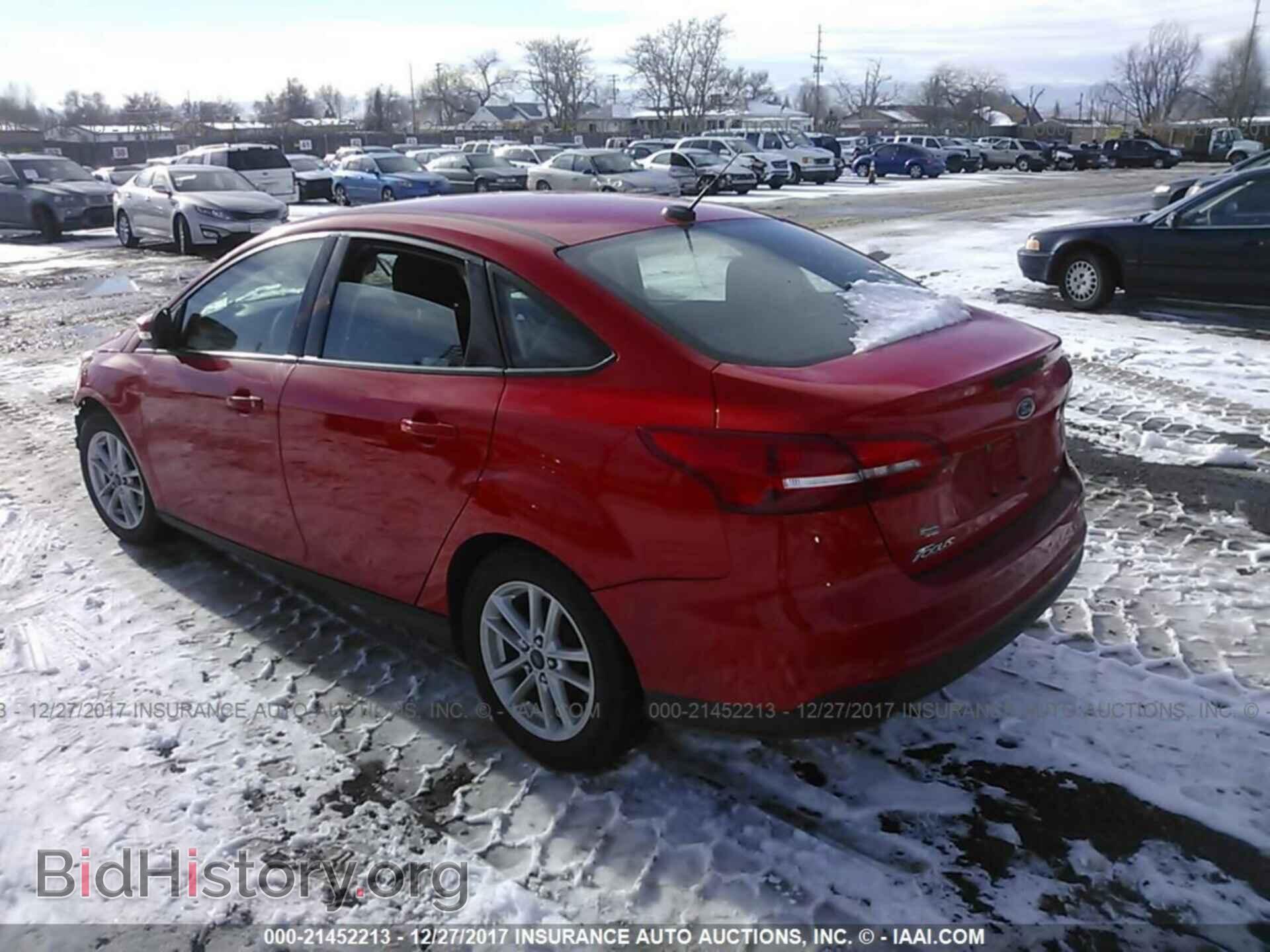 2015 Ford Focus - VIN: 1FADP3F24FL325903 - Фото 3