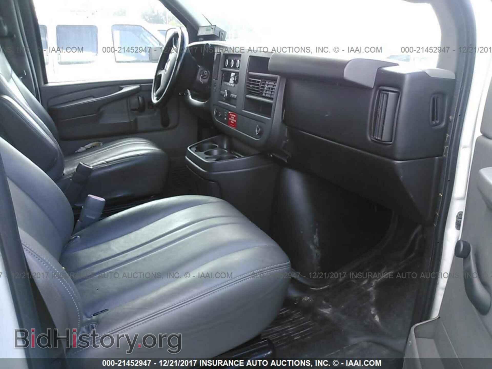 2011 Gmc Savana - VIN: 1GTW7FCA2B1113636 - Фото 5