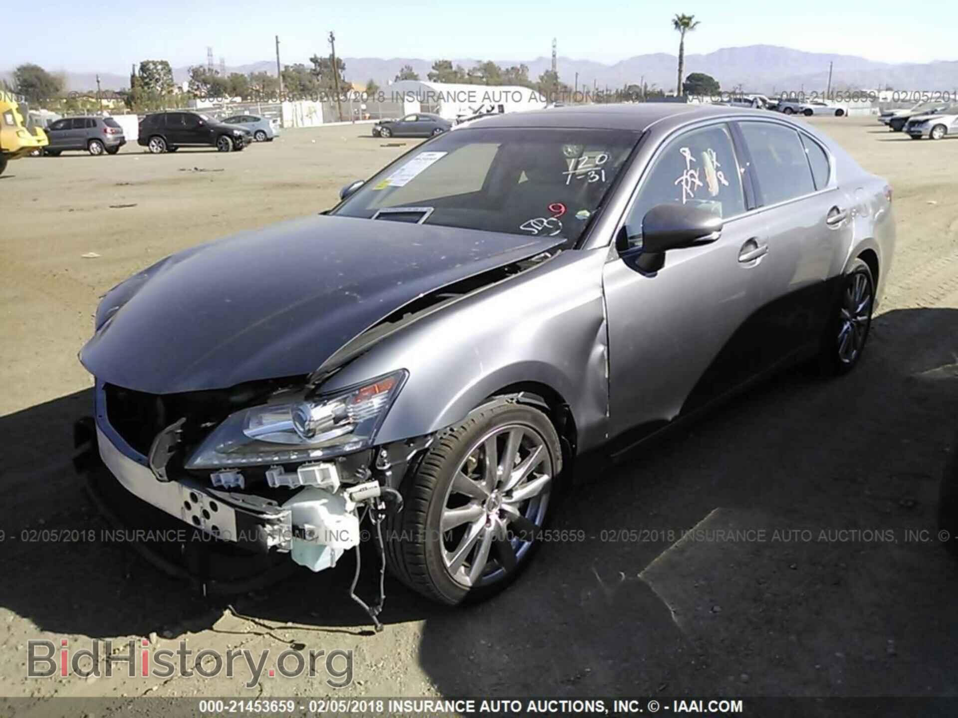 2015 Lexus Gs - VIN: JTHBE1BL2FA014183 - Photo 2