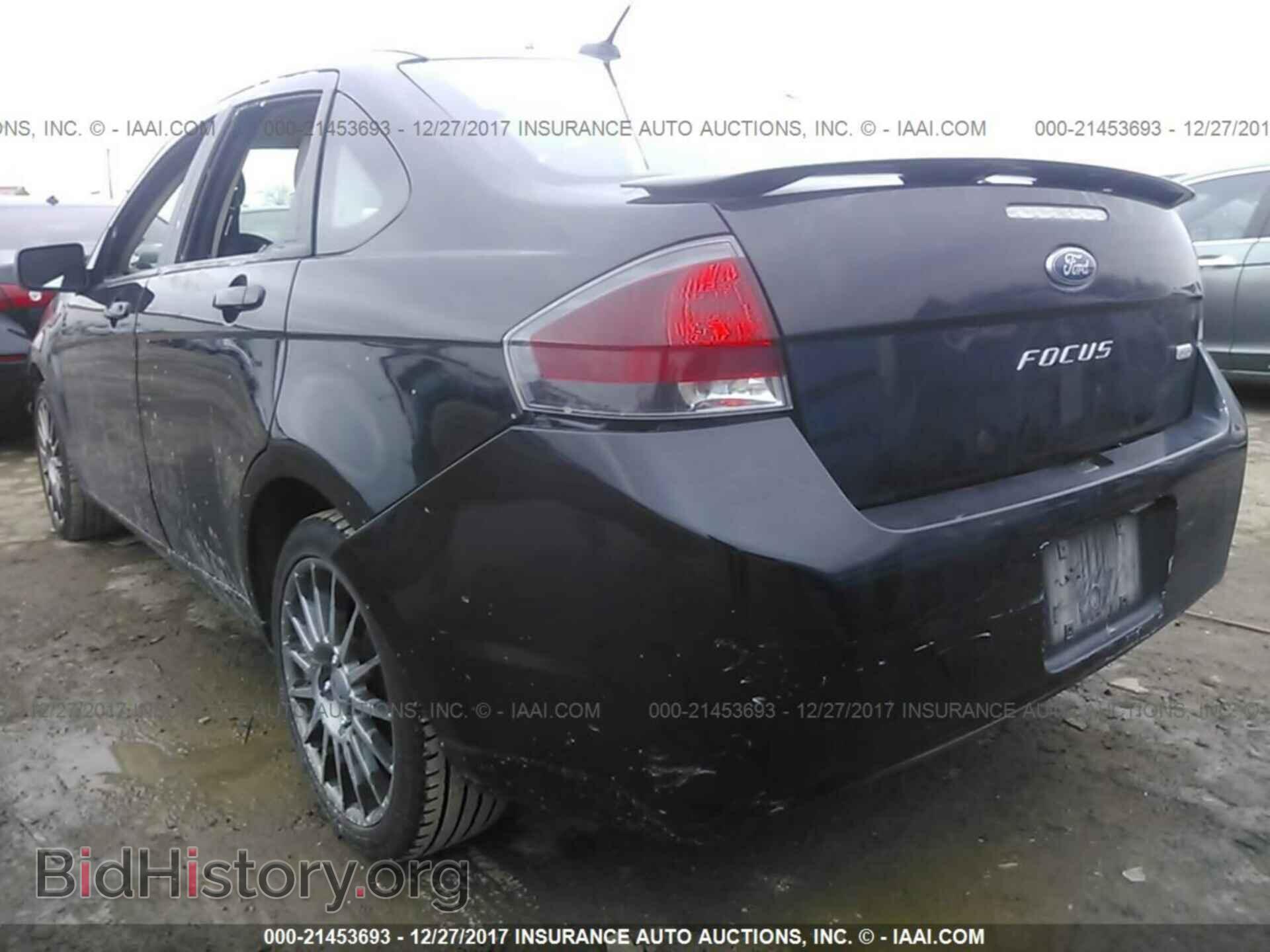2011 Ford Focus - VIN: 1FAHP3GN9BW202021 - Фото 6