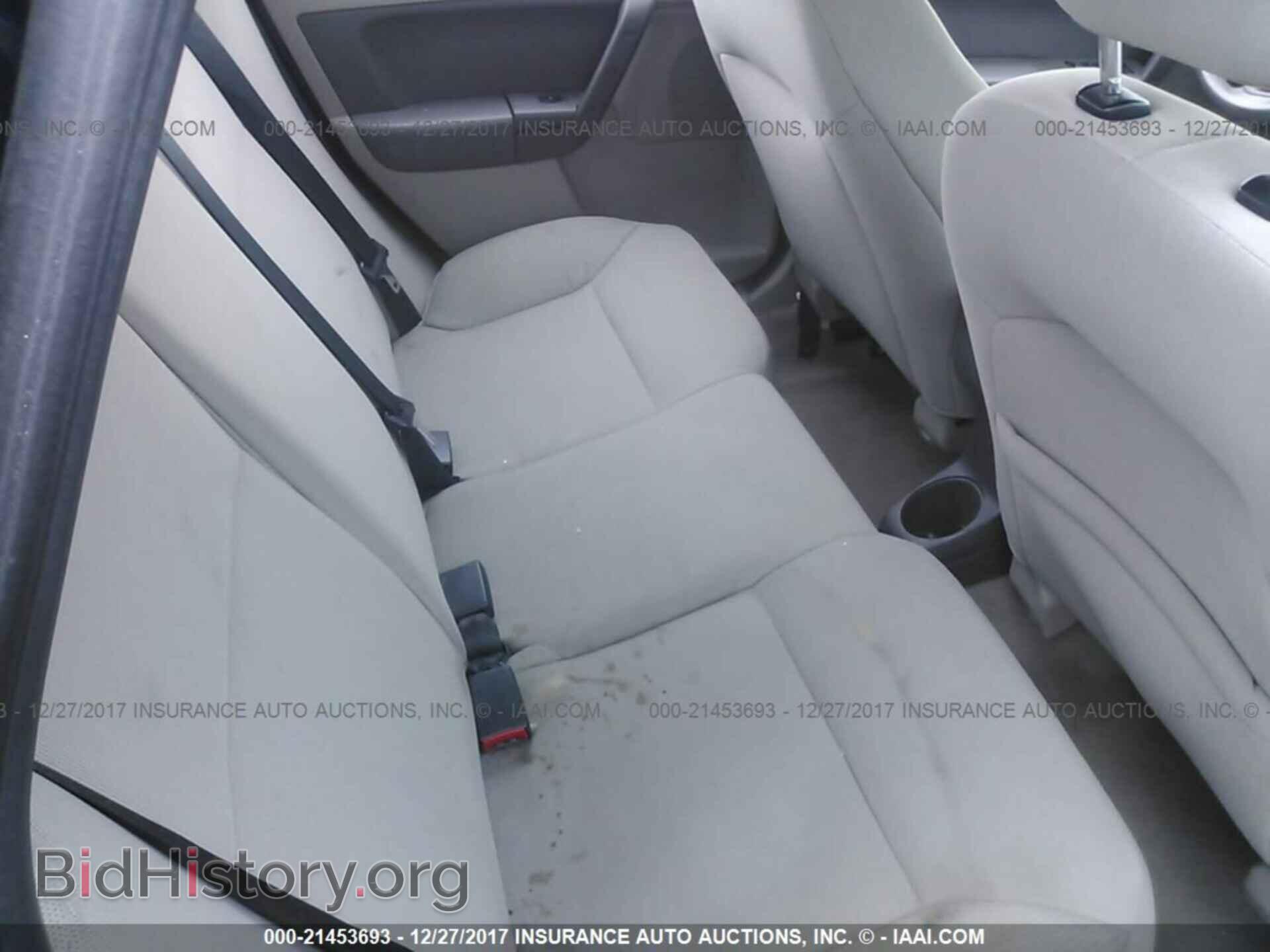 2011 Ford Focus - VIN: 1FAHP3GN9BW202021 - Фото 8