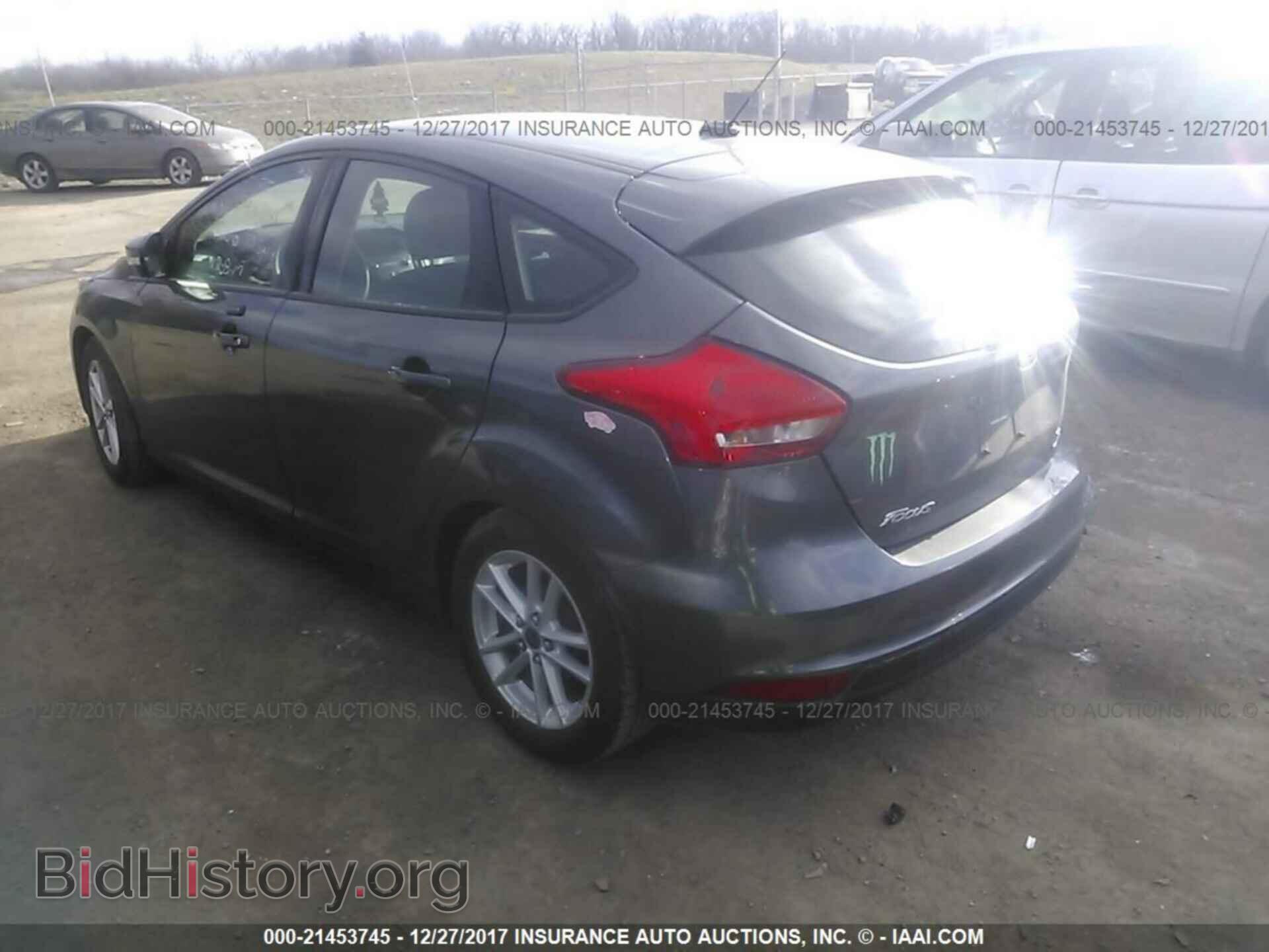 2015 Ford Focus - VIN: 1FADP3K24FL254191 - Photo 3