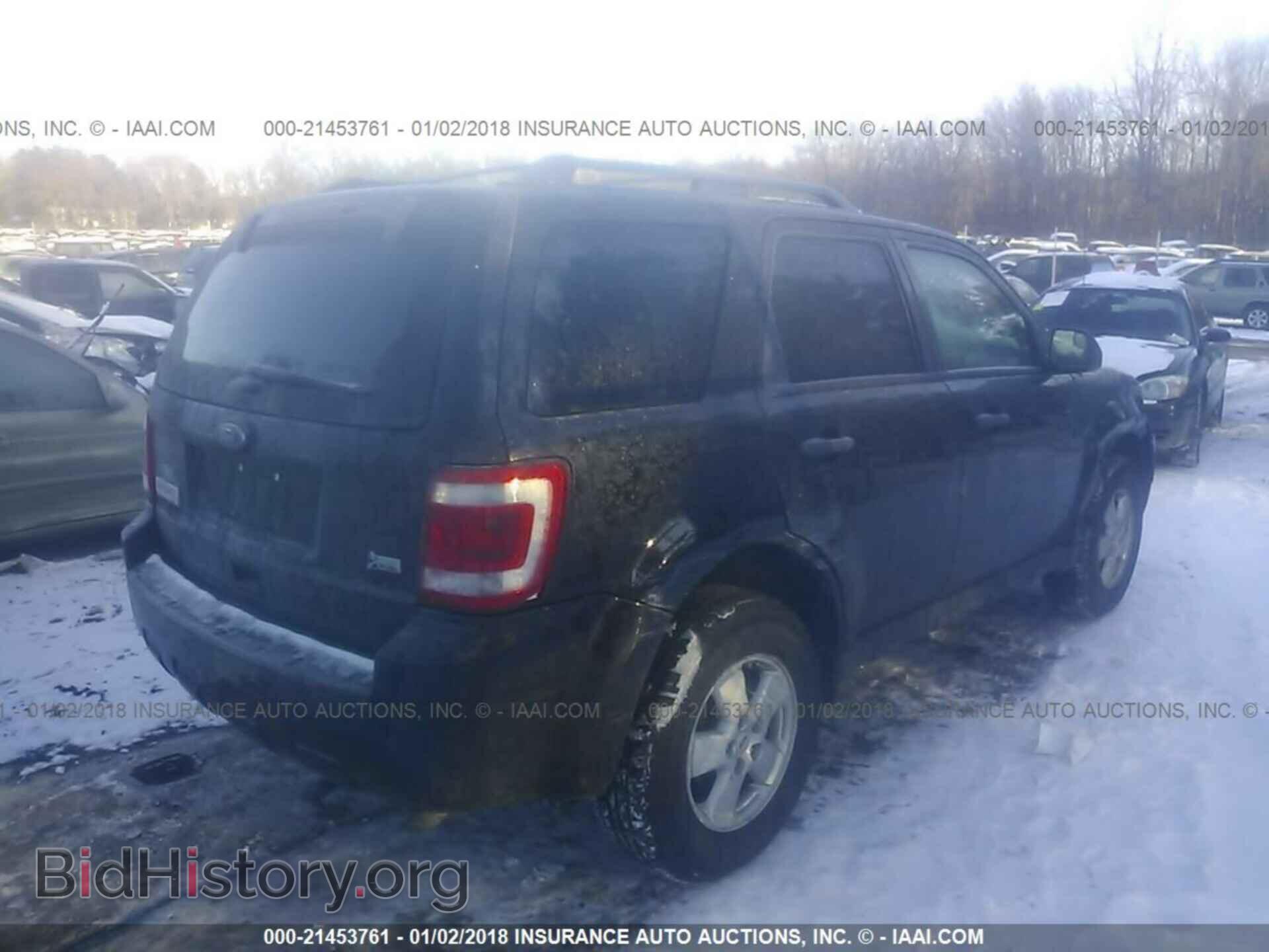 2012 Ford Escape - VIN: 1FMCU9DG9CKA92744 - Photo 4