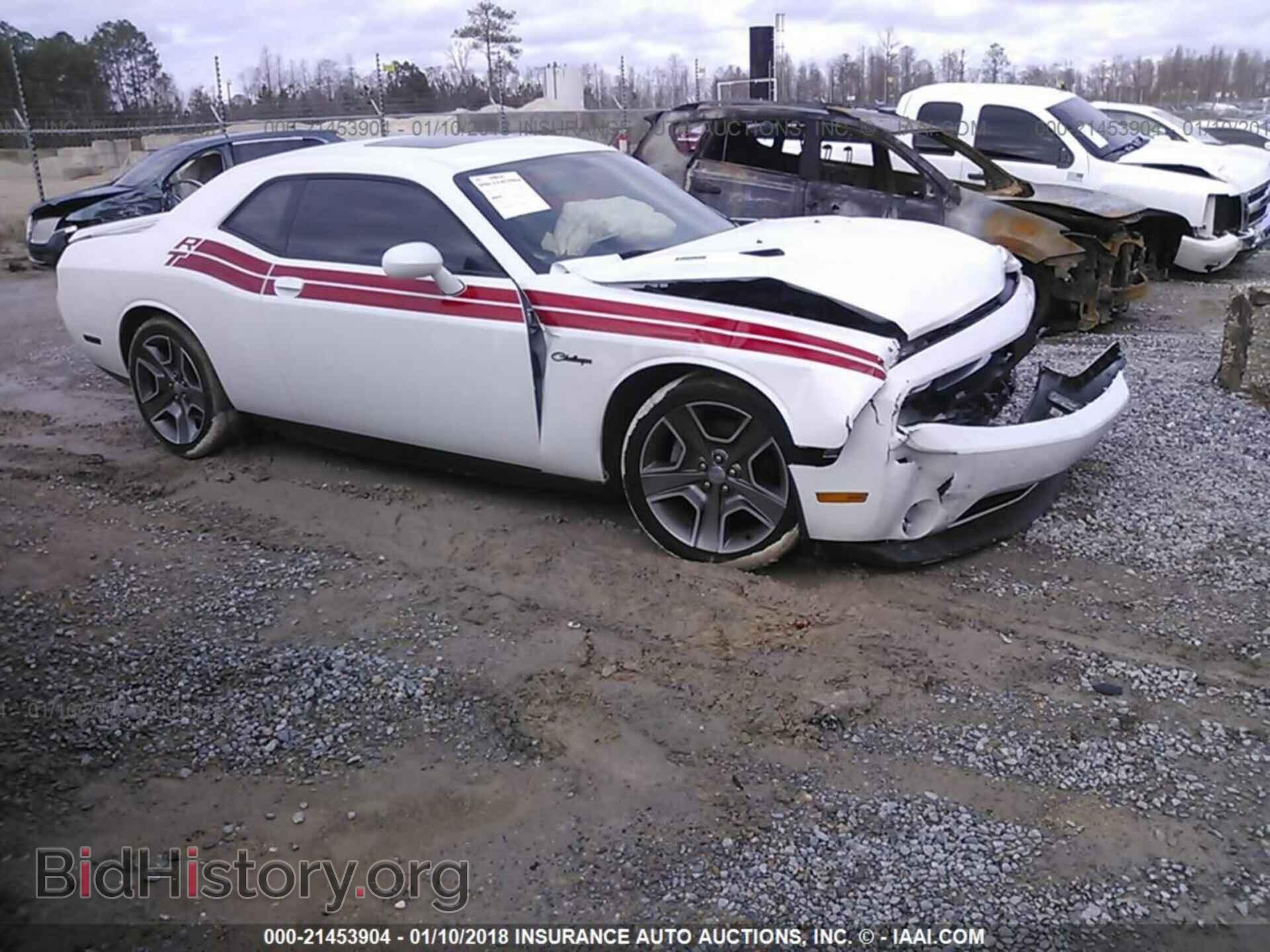 Photo 2C3CDYBT5CH254220 - Dodge Challenger 2012