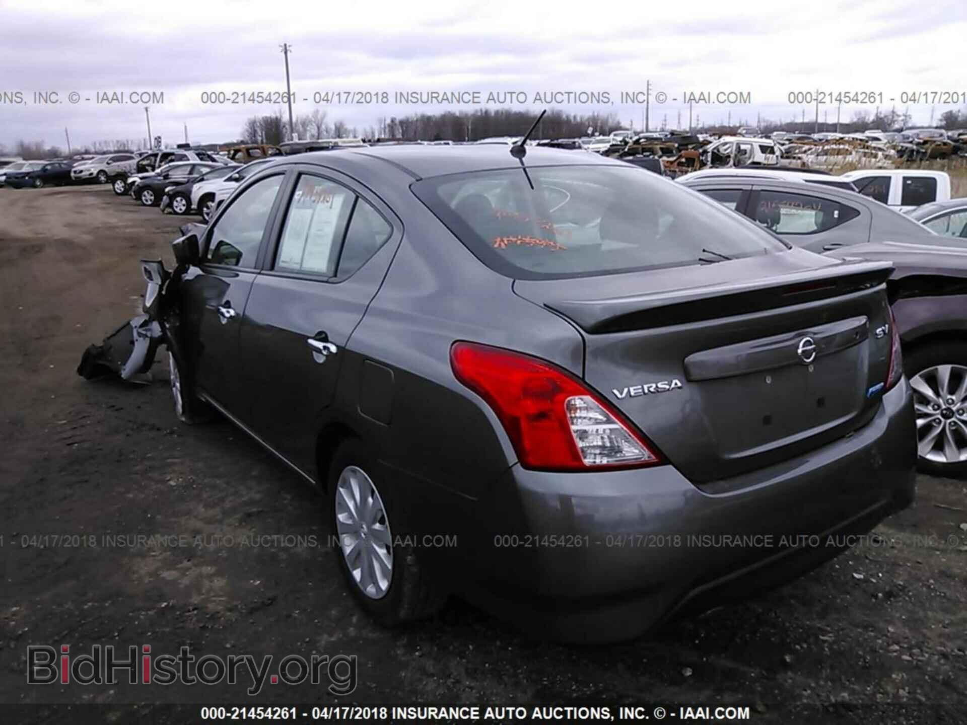 2016 Nissan Versa - VIN: 3N1CN7AP9GL808026 - Photo 3