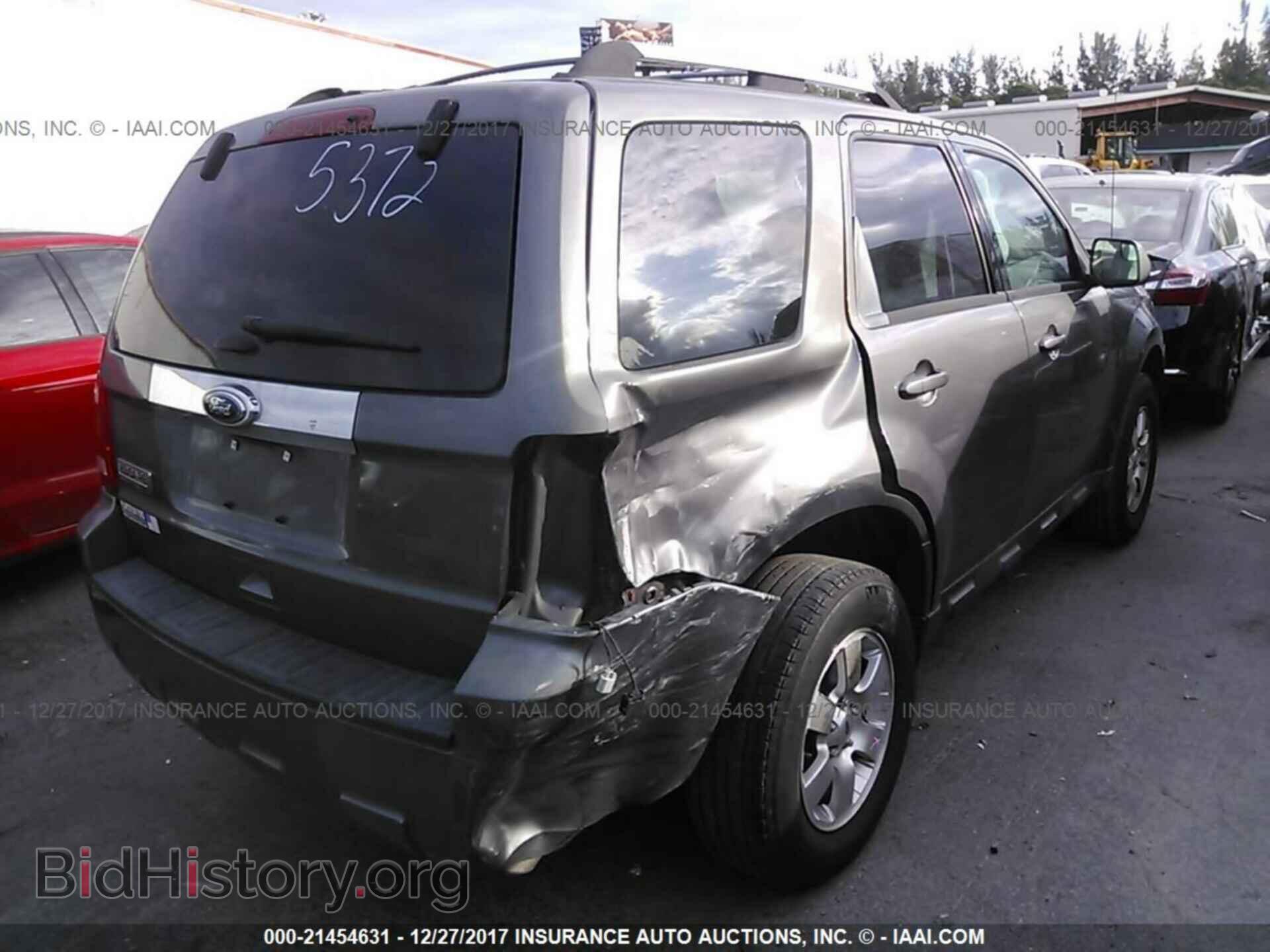 2012 Ford Escape - VIN: 1FMCU0E78CKA55372 - Photo 4
