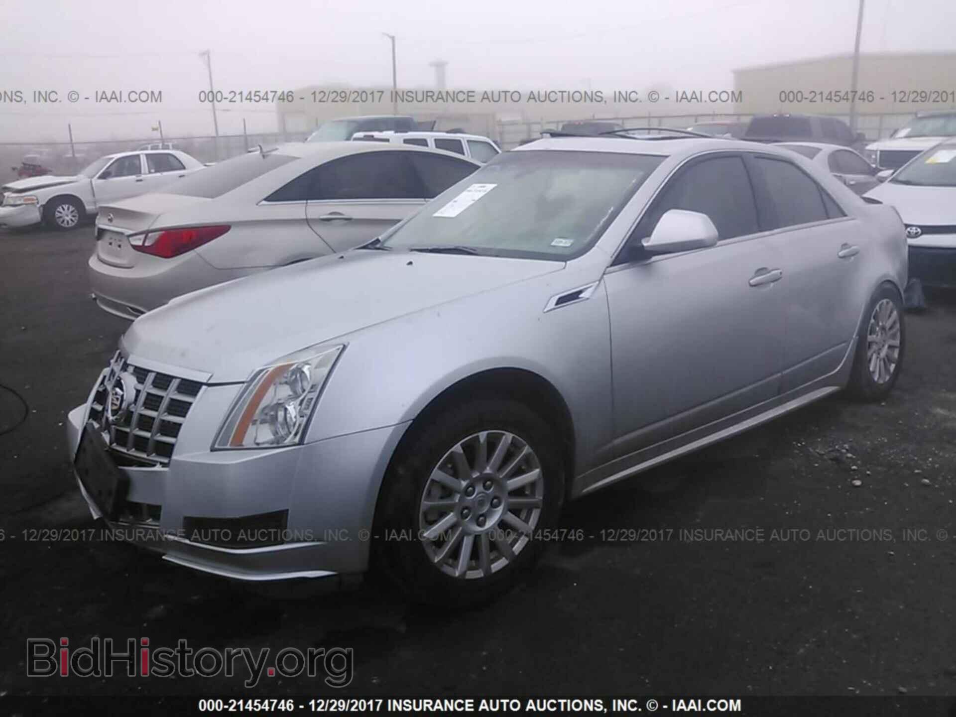 2013 Cadillac Cts - VIN: 1G6DG5E51D0160931 - Фото 2
