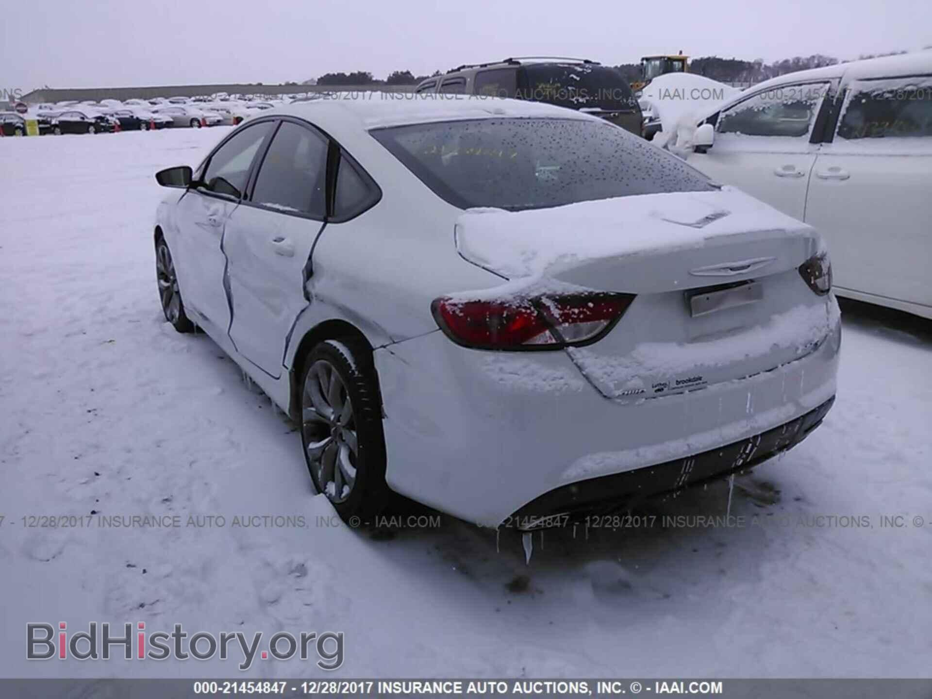2015 Chrysler 200 - VIN: 1C3CCCDG4FN700066 - Фото 3