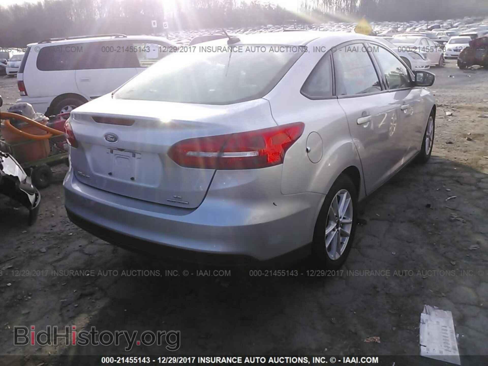2015 Ford Focus - VIN: 1FADP3F21FL224379 - Фото 4