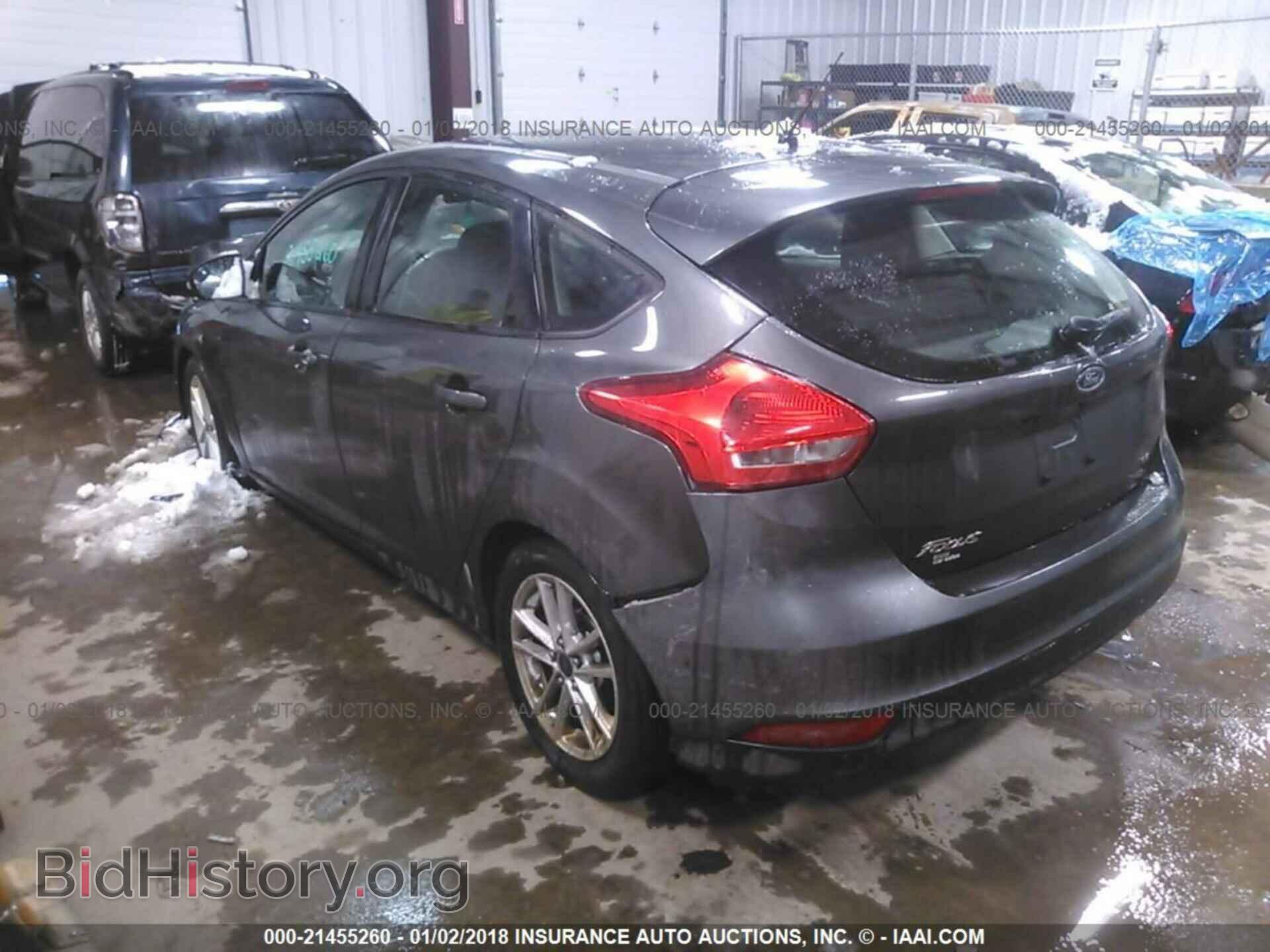 2015 Ford Focus - VIN: 1FADP3K21FL317117 - Photo 3