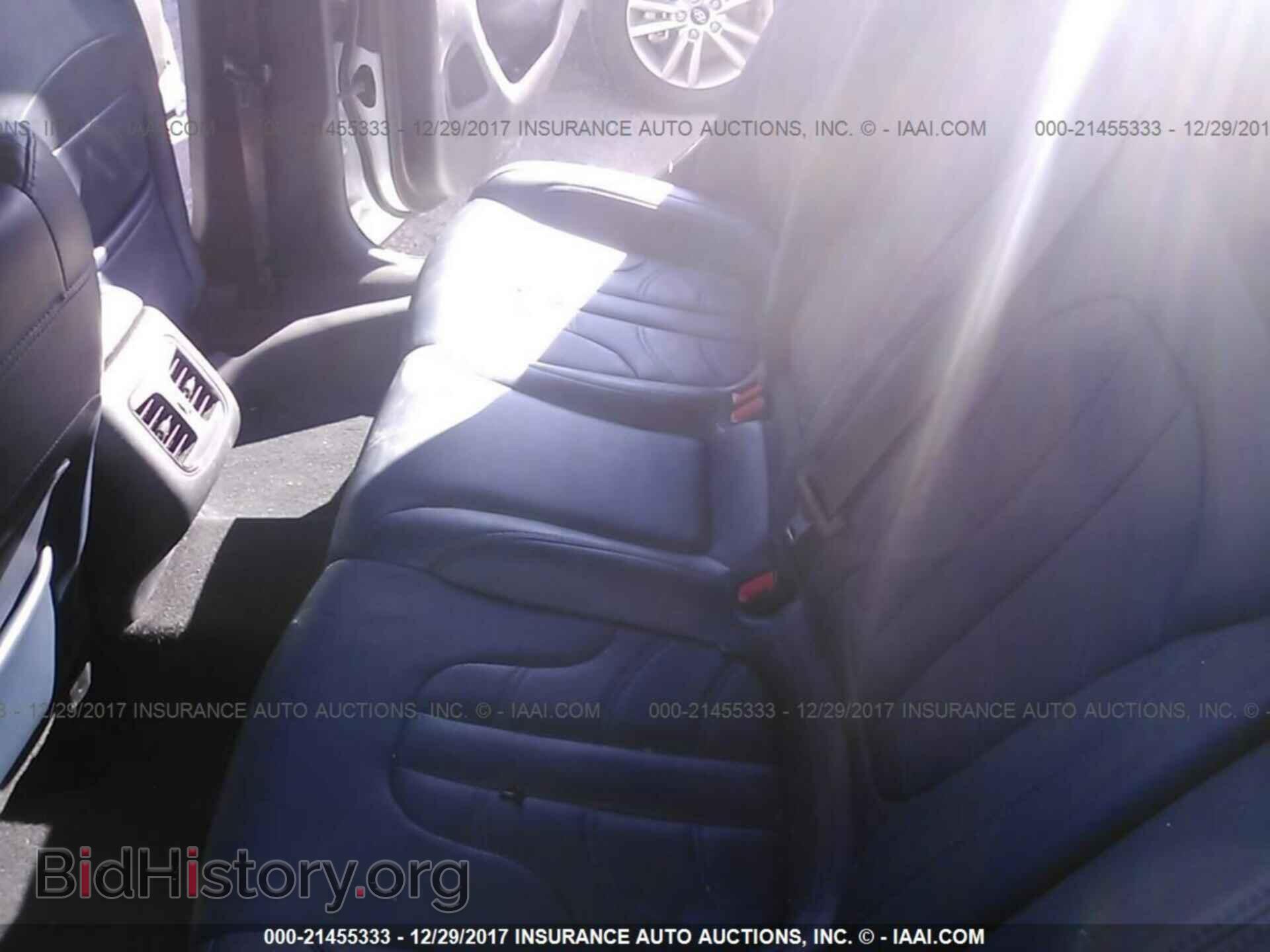 2016 Chrysler 200 - VIN: 1C3CCCBG0GN113187 - Photo 8