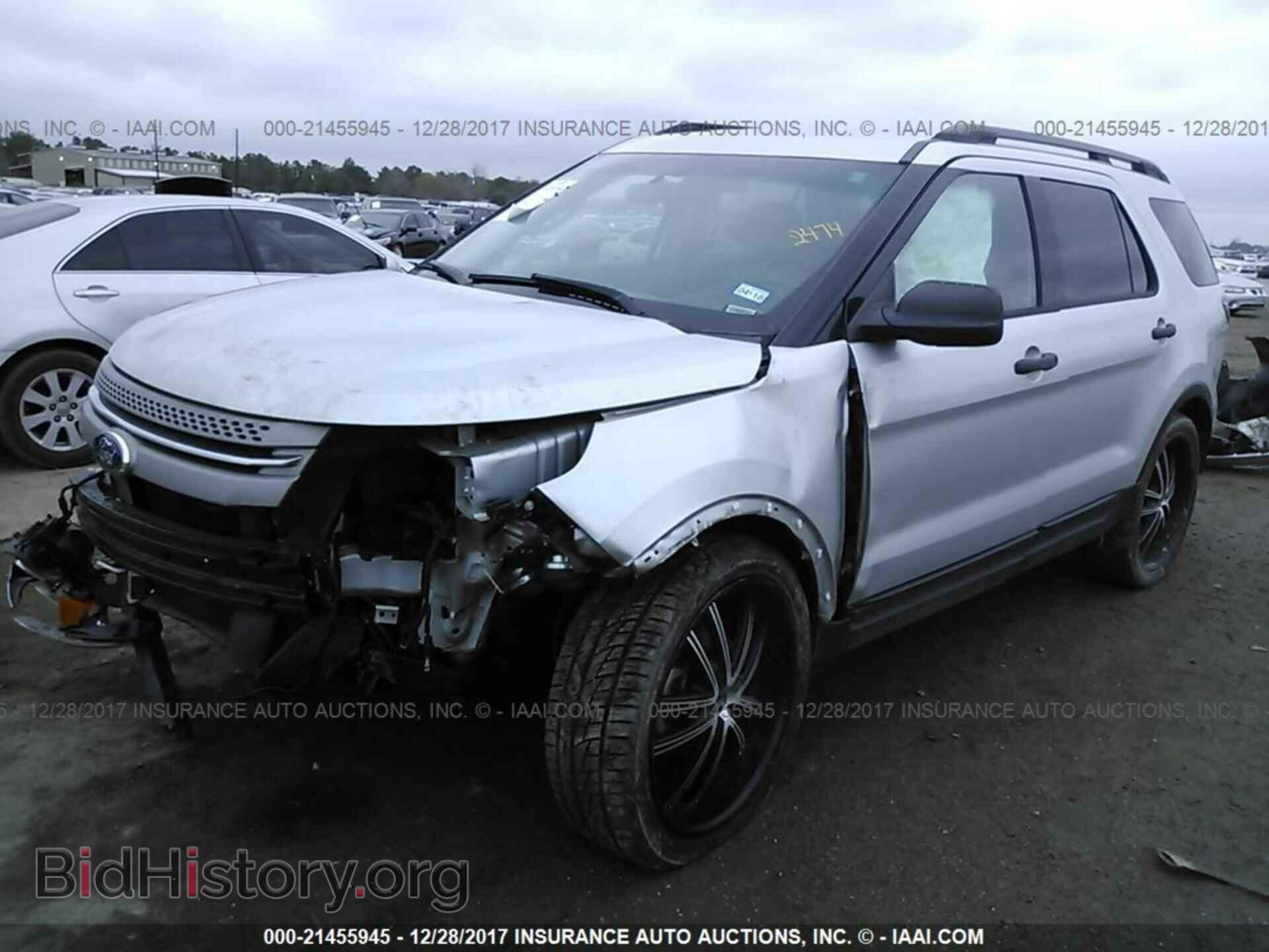 2013 Ford Explorer - VIN: 1FM5K7B80DGC52447 - Photo 2