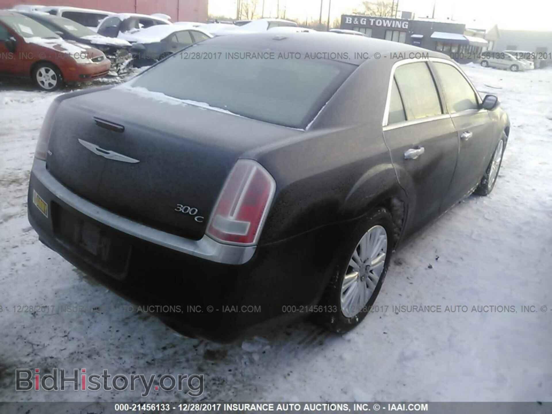 2012 Chrysler 300c - VIN: 2C3CCAKT7CH284135 - Фото 4