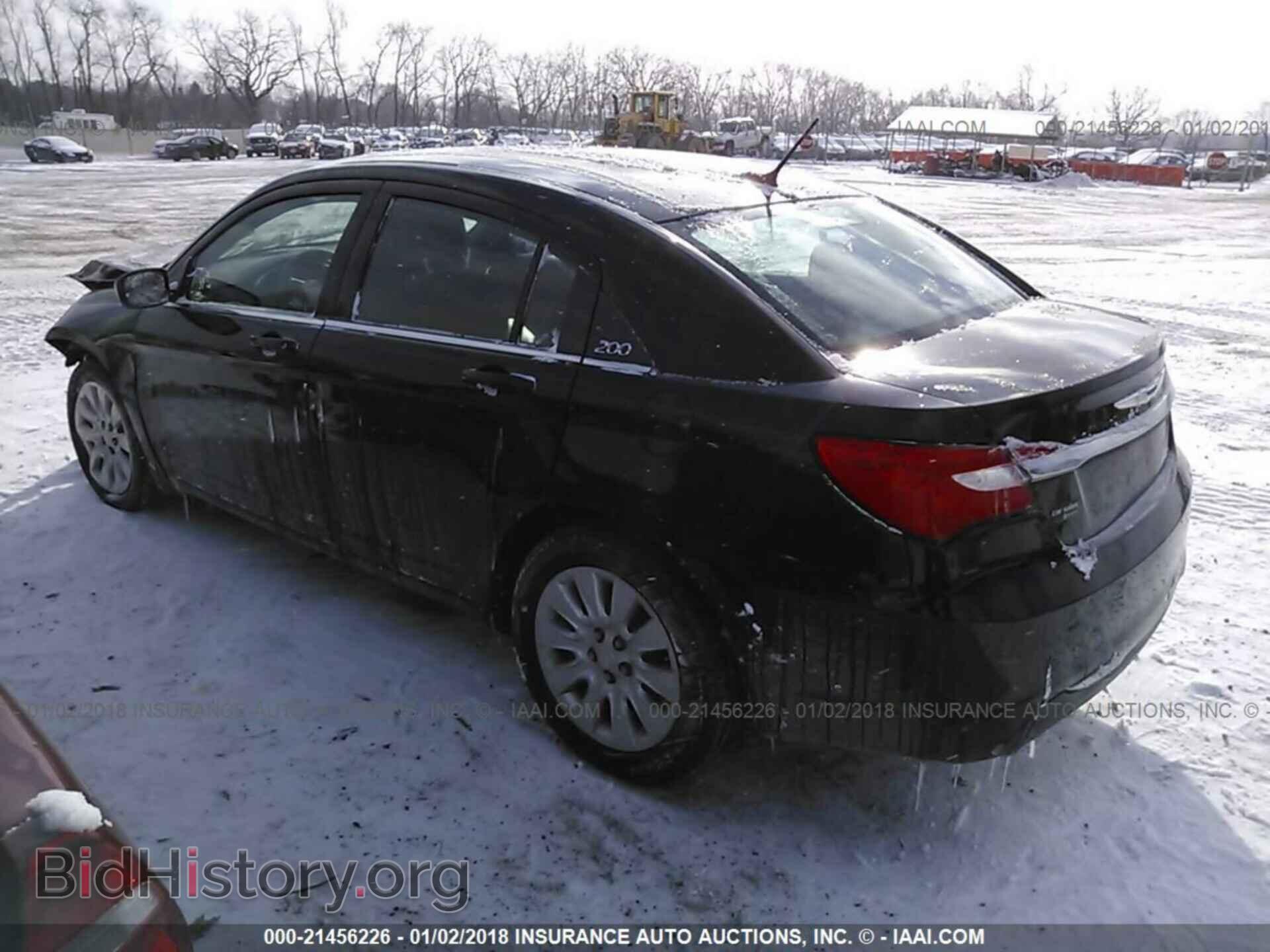 2013 Chrysler 200 - VIN: 1C3CCBAB6DN733957 - Photo 3