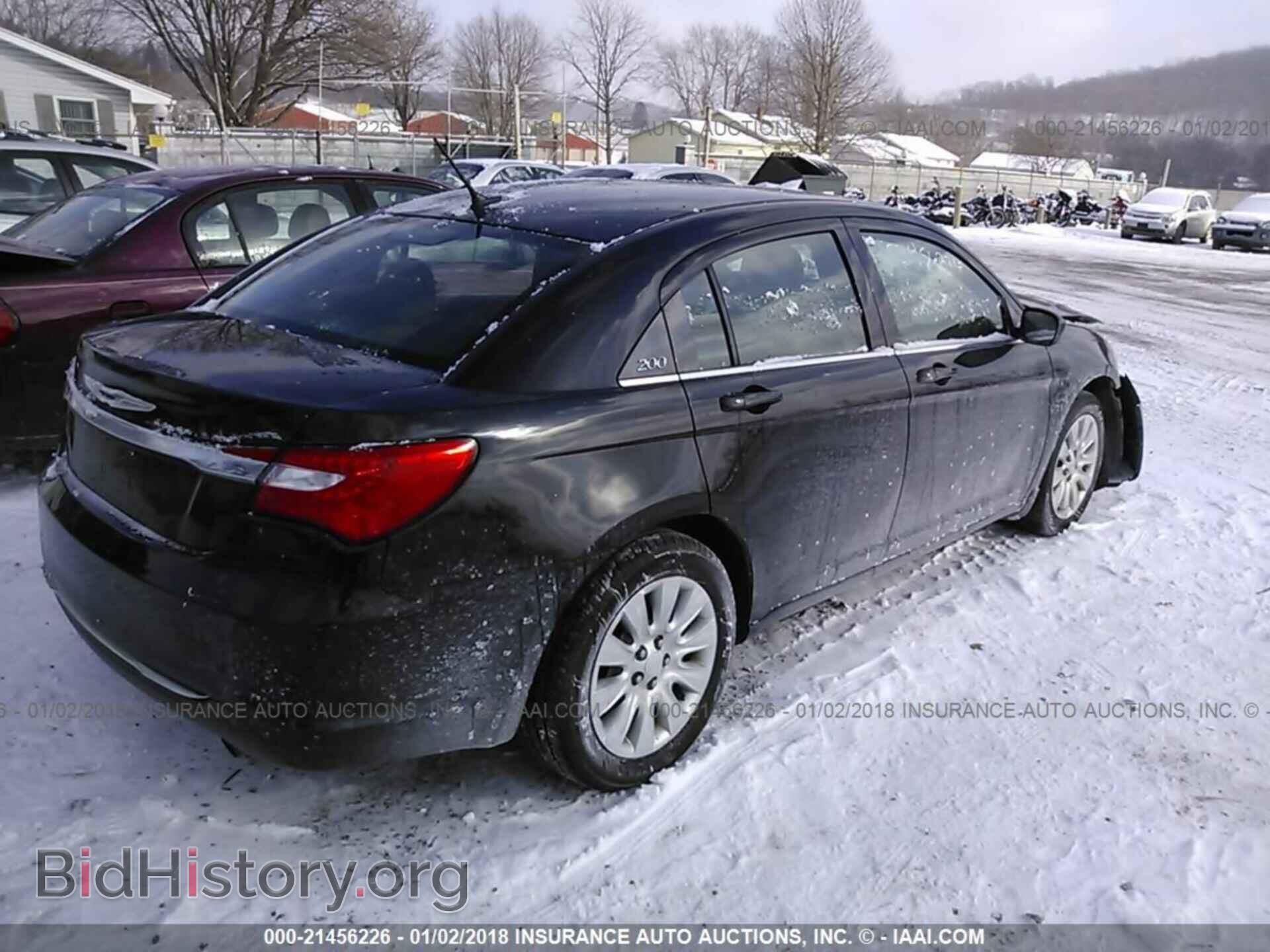 2013 Chrysler 200 - VIN: 1C3CCBAB6DN733957 - Photo 4