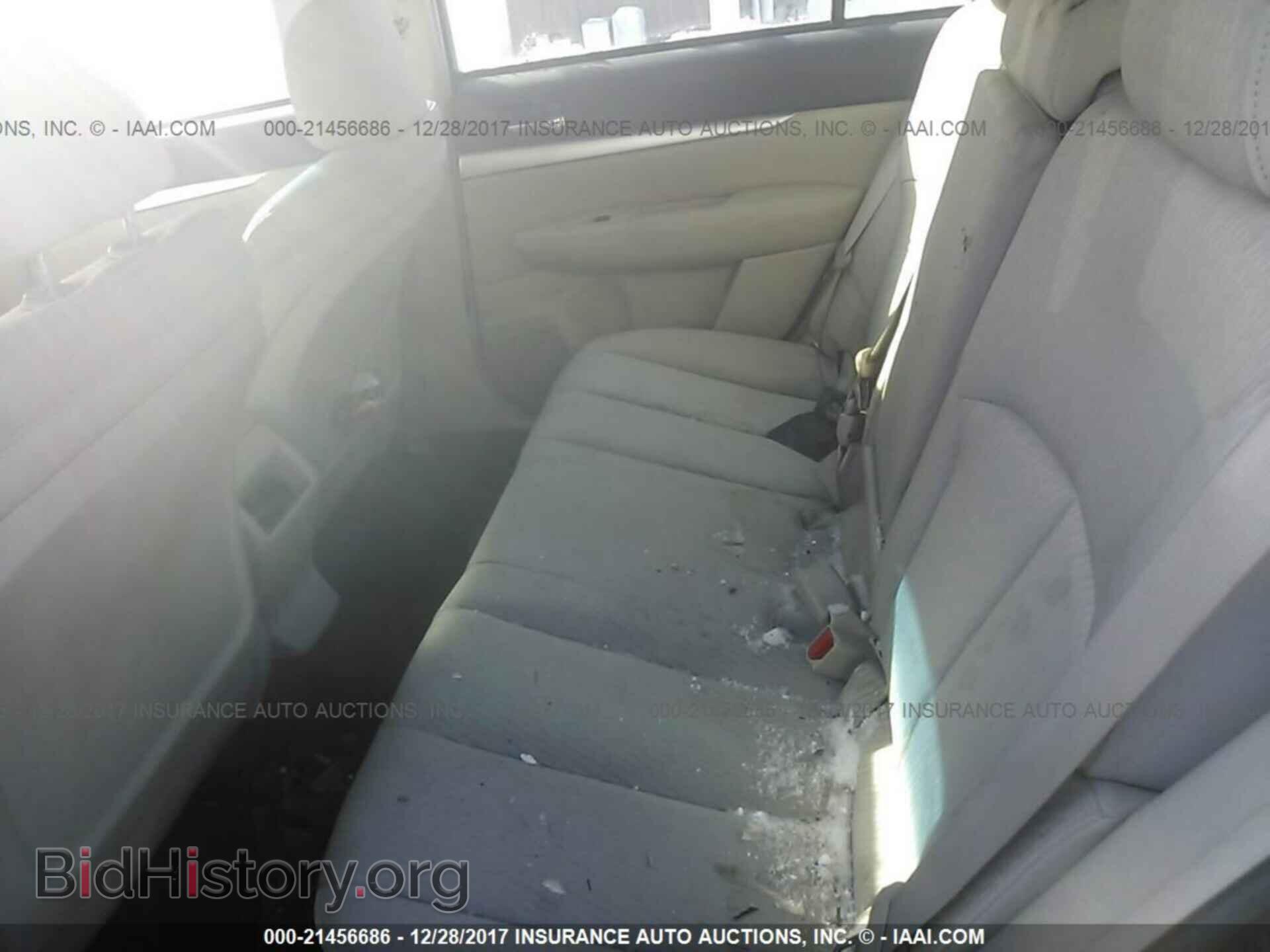 2011 Subaru Outback - VIN: 4S4BRBAC7B3420595 - Фото 8
