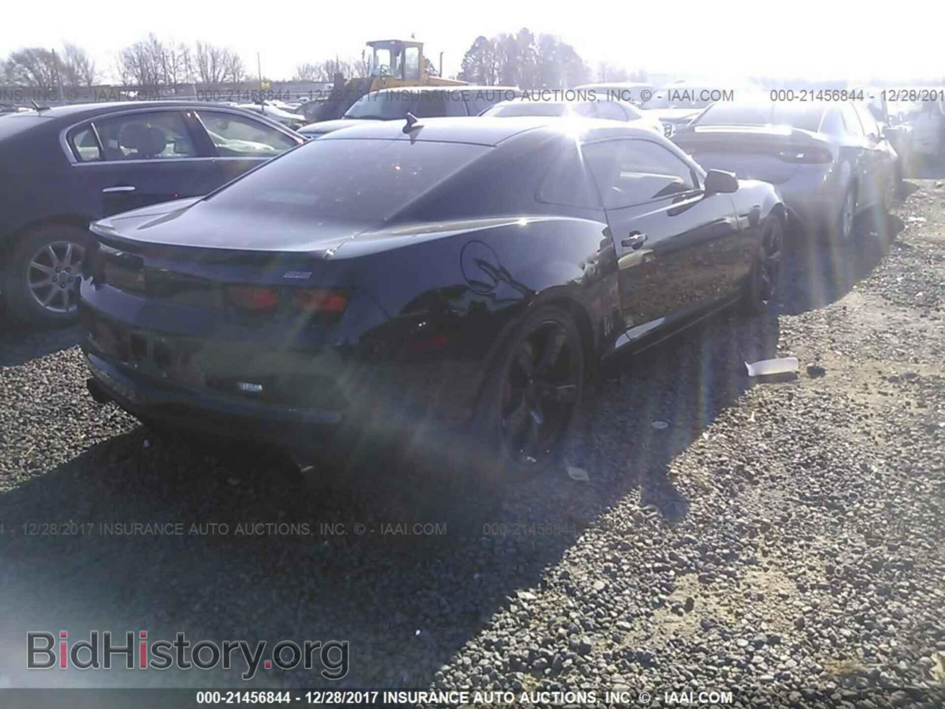 2011 Chevrolet Camaro - VIN: 2G1FT1EW9B9142823 - Фото 4