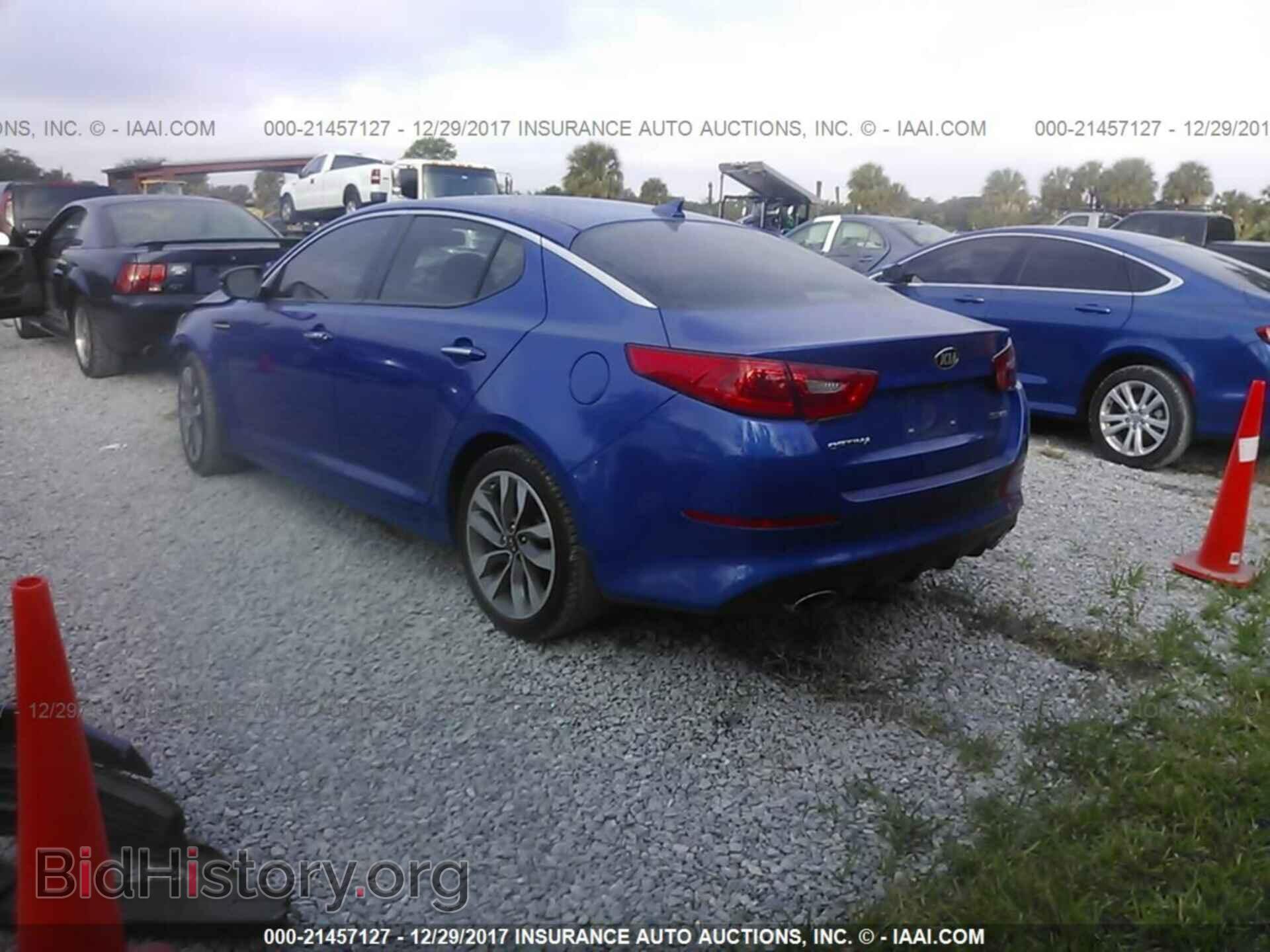 2015 Kia Optima - VIN: 5XXGR4A77FG390044 - Photo 3