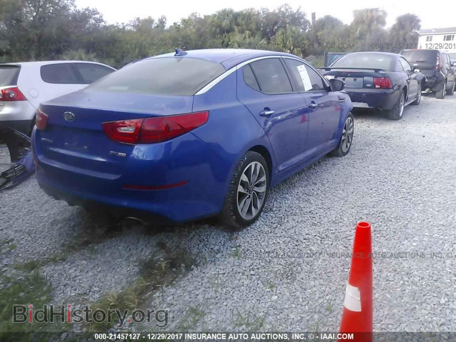 2015 Kia Optima - VIN: 5XXGR4A77FG390044 - Photo 4
