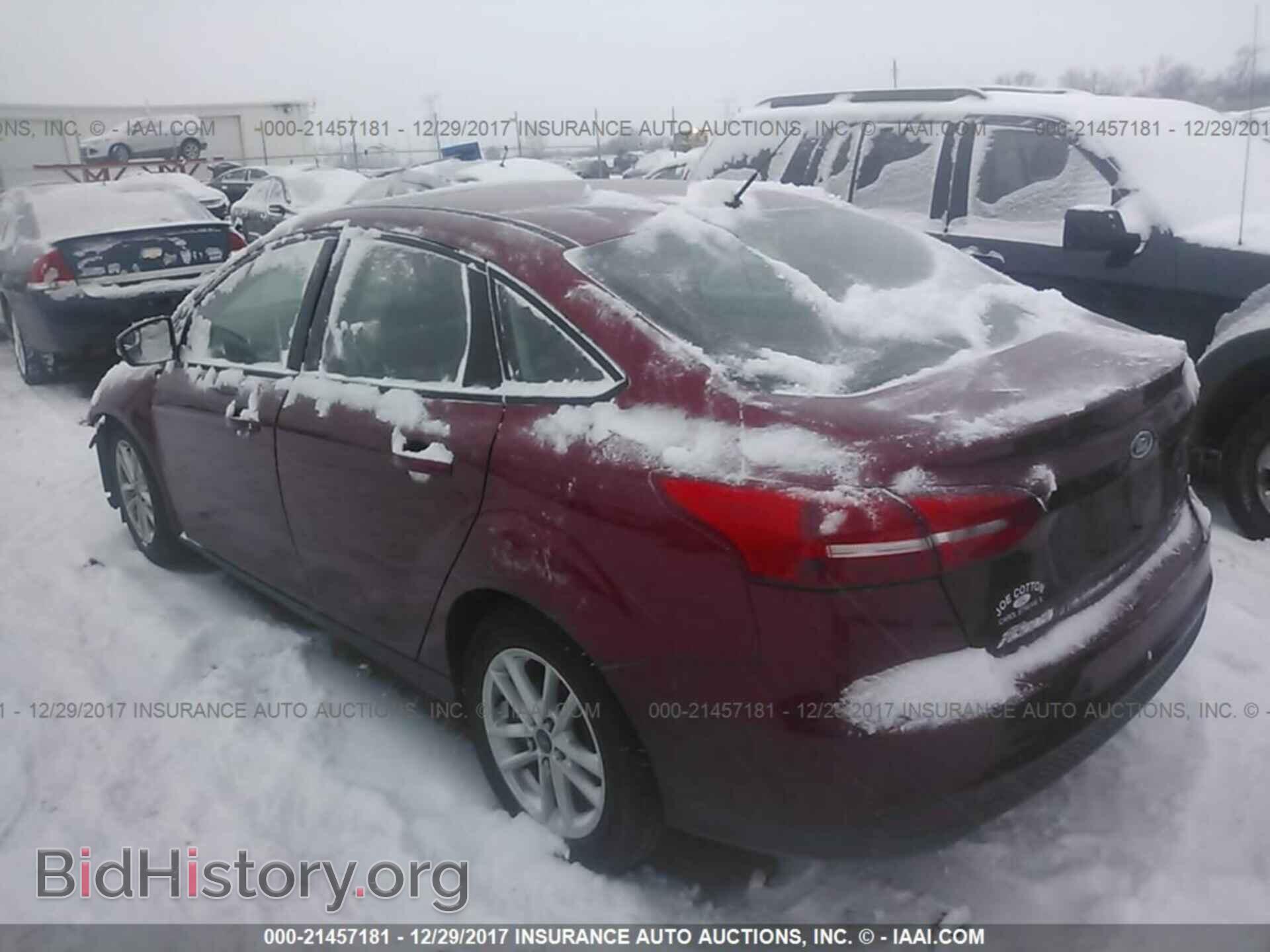 2015 Ford Focus - VIN: 1FADP3F29FL355303 - Photo 3