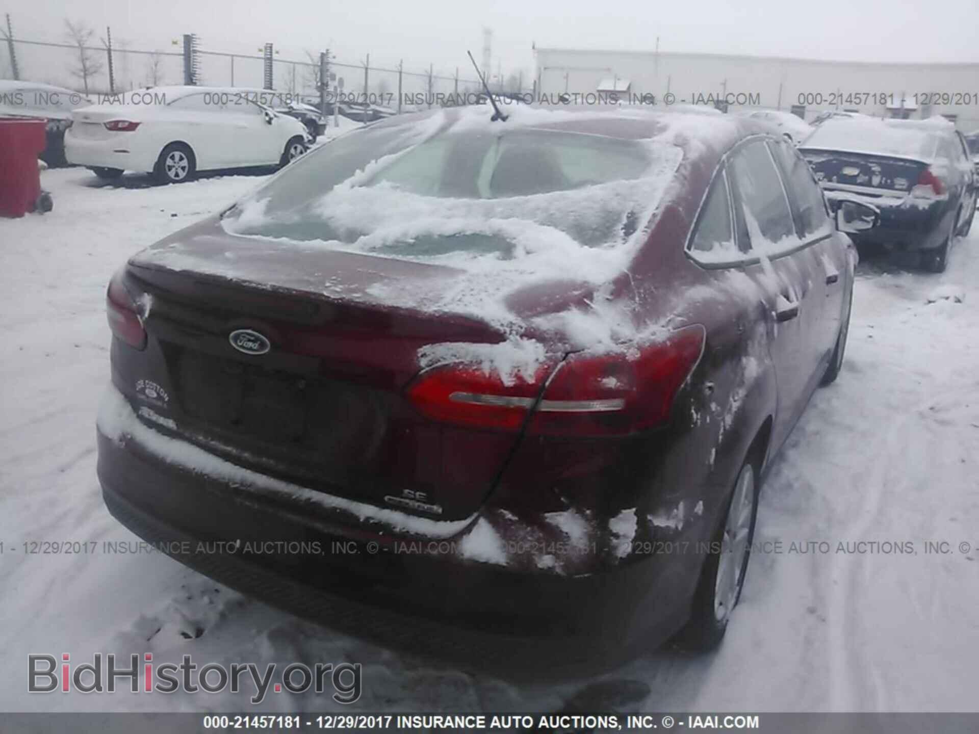 2015 Ford Focus - VIN: 1FADP3F29FL355303 - Photo 4