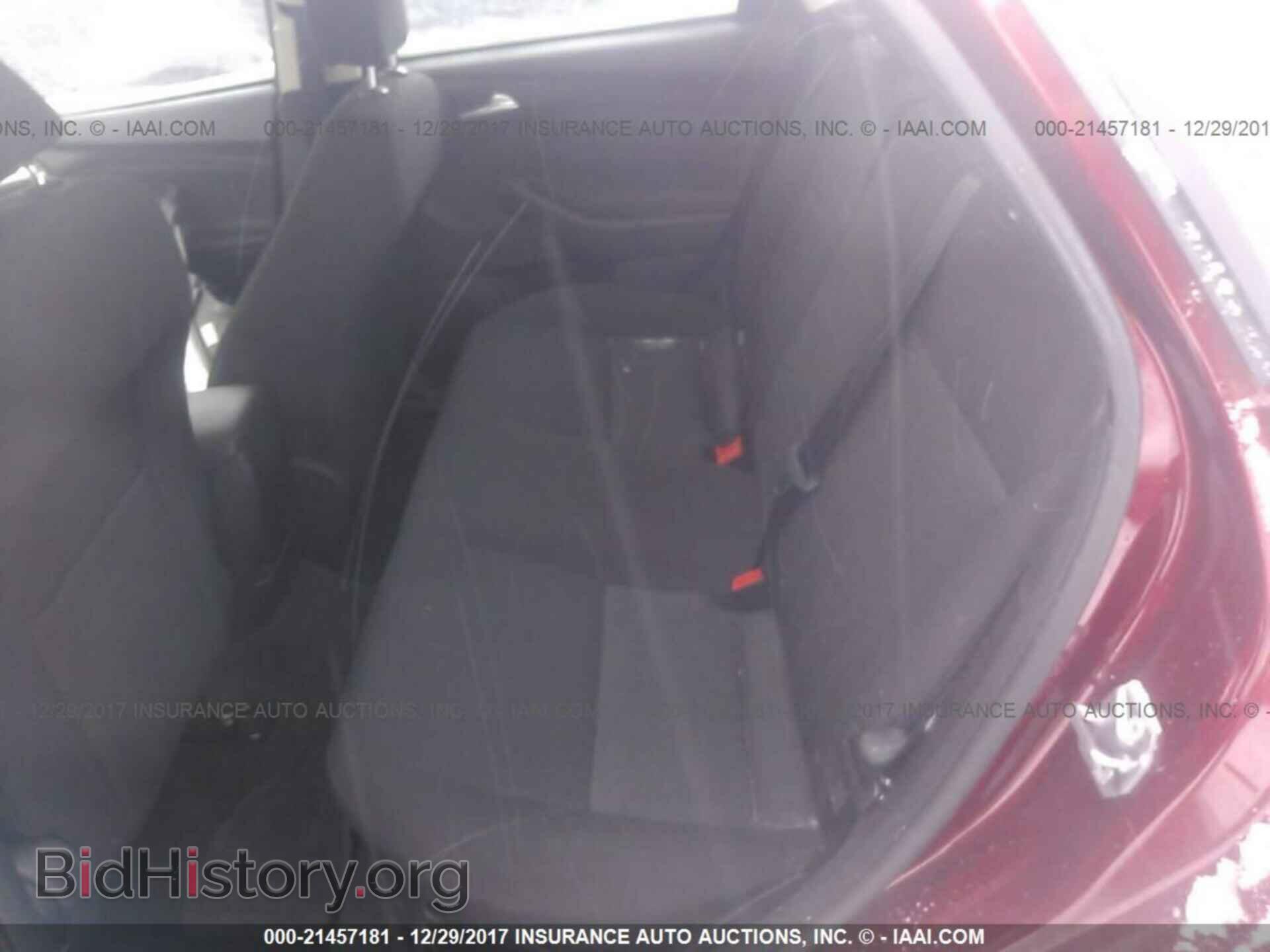 2015 Ford Focus - VIN: 1FADP3F29FL355303 - Photo 8