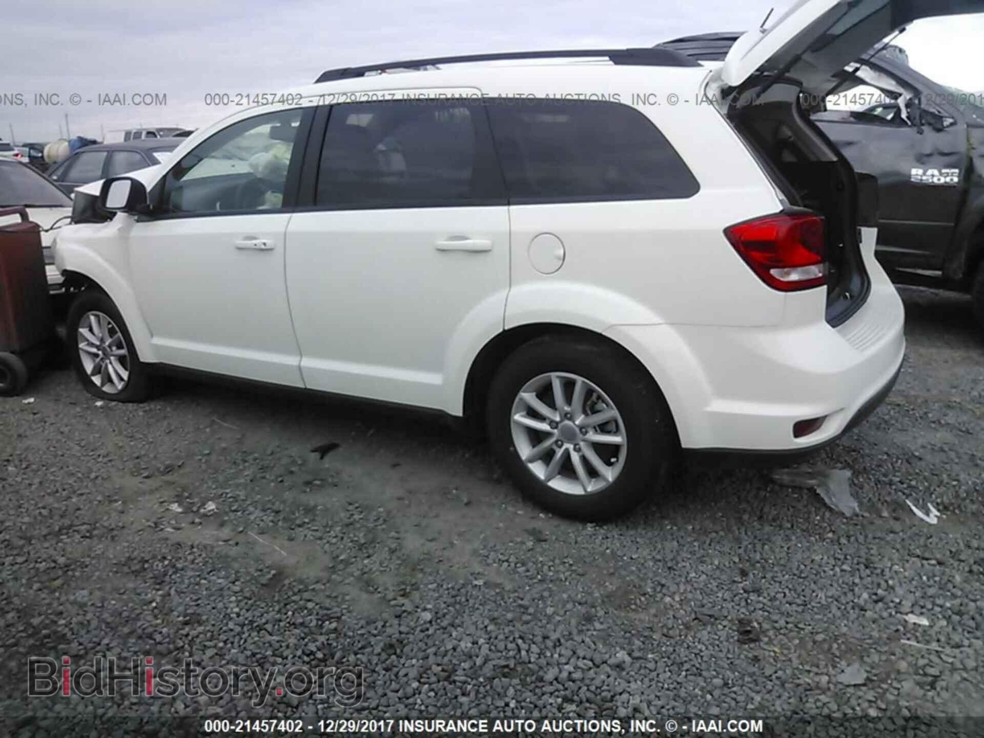 2017 Dodge Journey - VIN: 3C4PDCBB0HT601491 - Фото 3