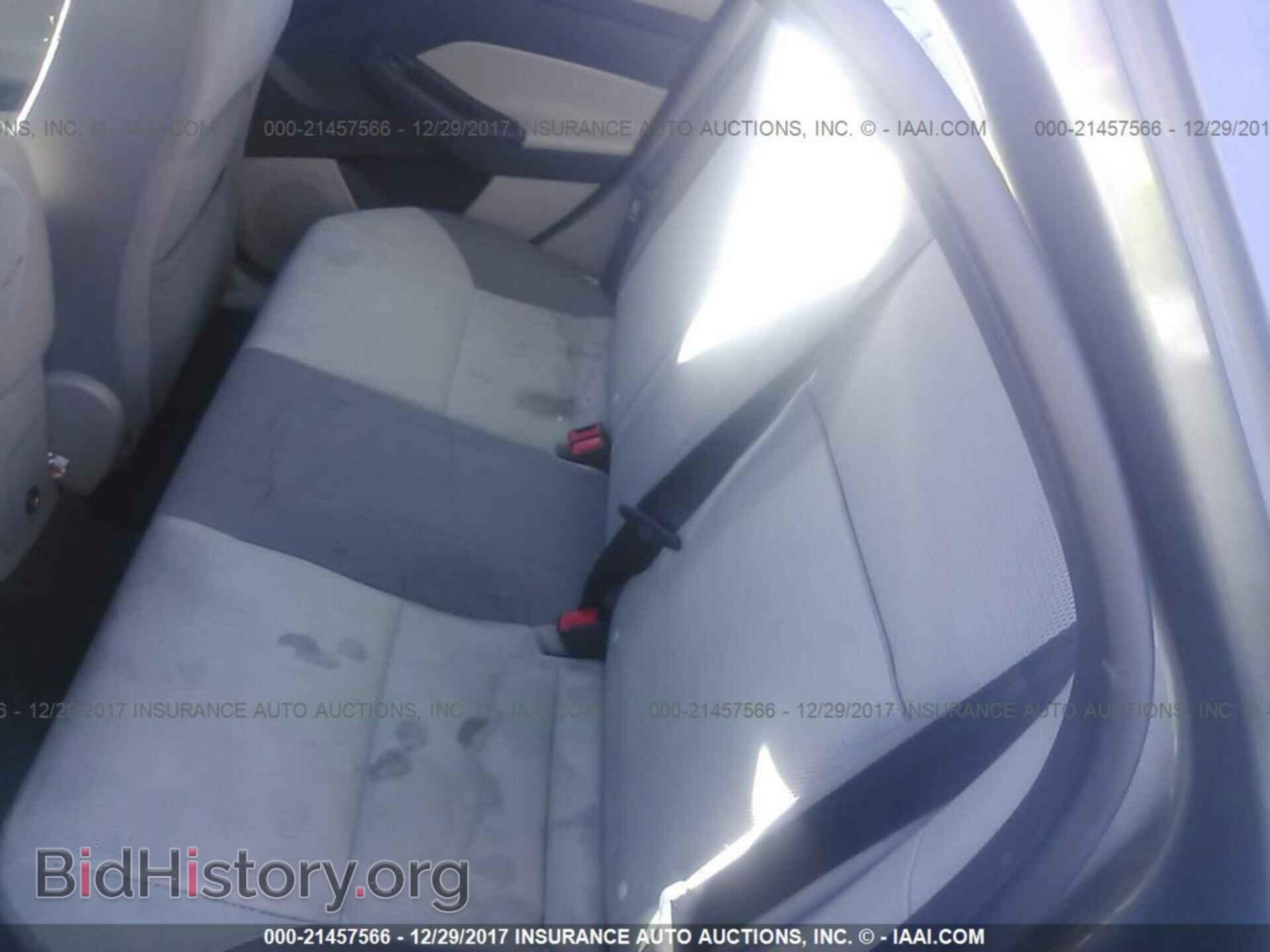 2014 Ford Focus - VIN: 1FADP3F28EL150487 - Photo 8
