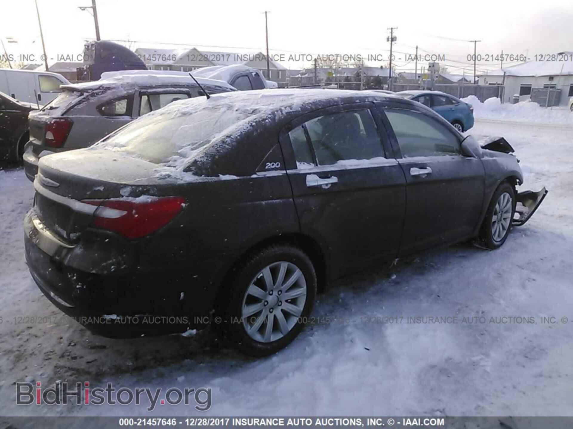2013 Chrysler 200 - VIN: 1C3CCBCG5DN759815 - Photo 4