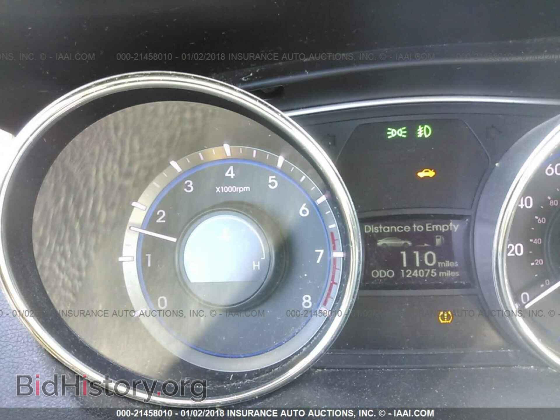 2012 Hyundai Sonata - VIN: 5NPEC4AC1CH357420 - Photo 7