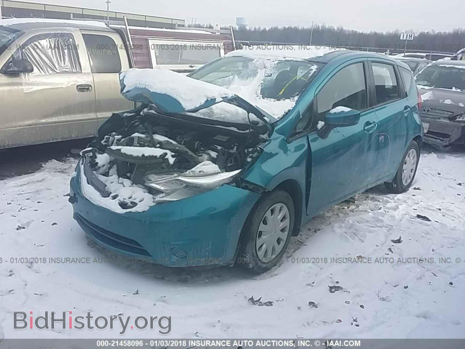 2015 Nissan Versa note - VIN: 3N1CE2CP2FL372473 - Фото 2