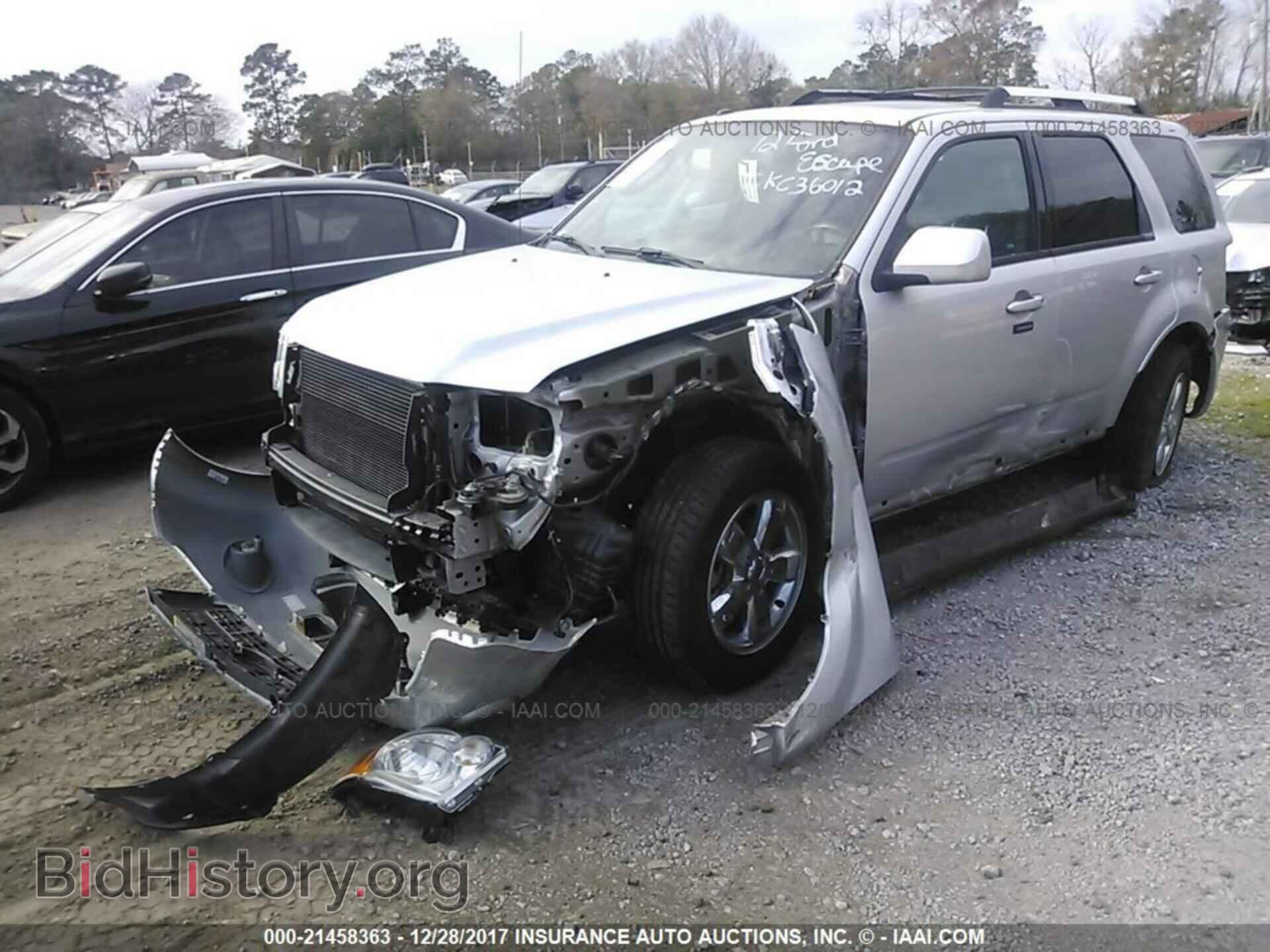 2012 Ford Escape - VIN: 1FMCU0E77CKC36012 - Photo 2