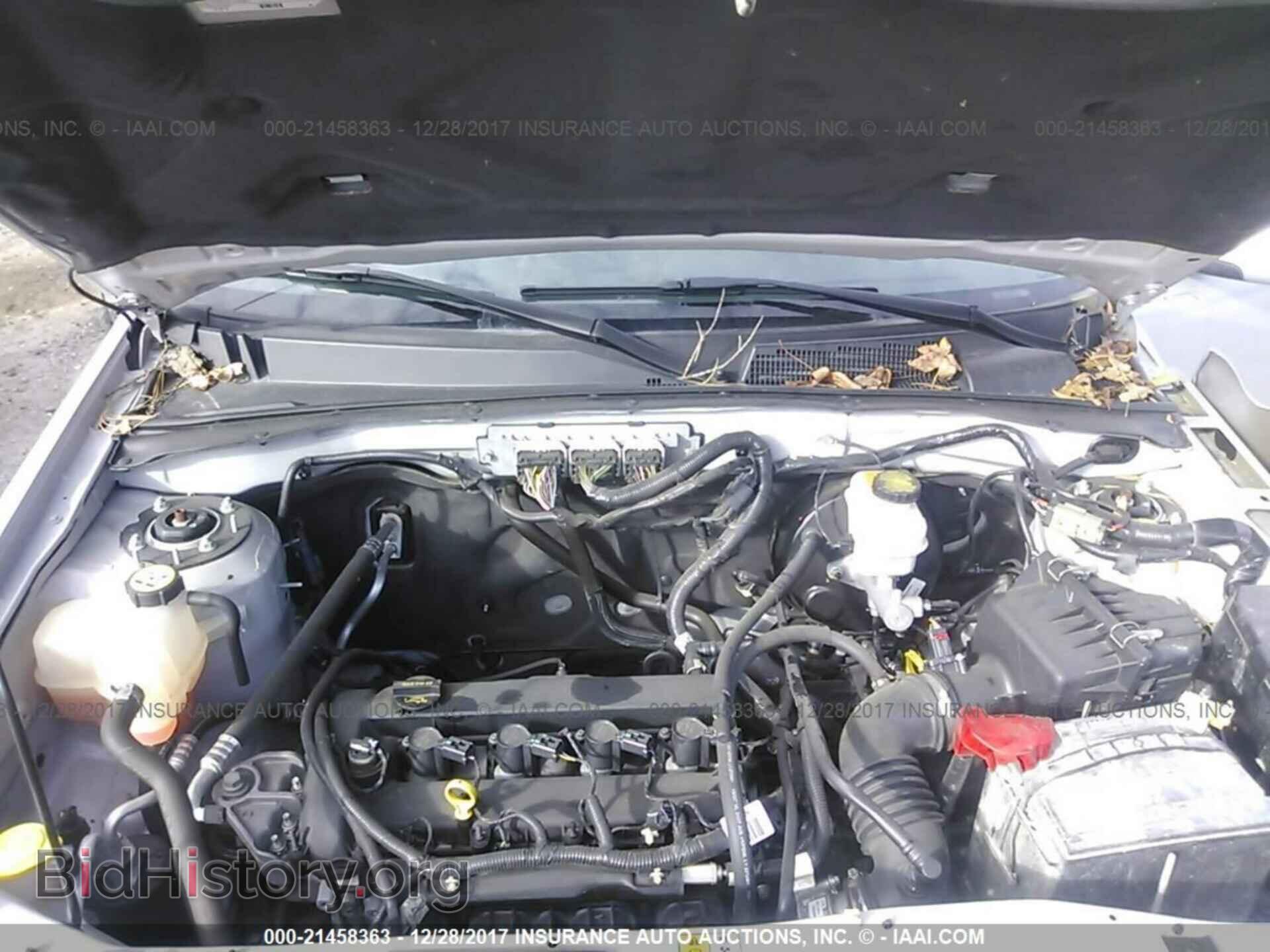 2012 Ford Escape - VIN: 1FMCU0E77CKC36012 - Photo 10