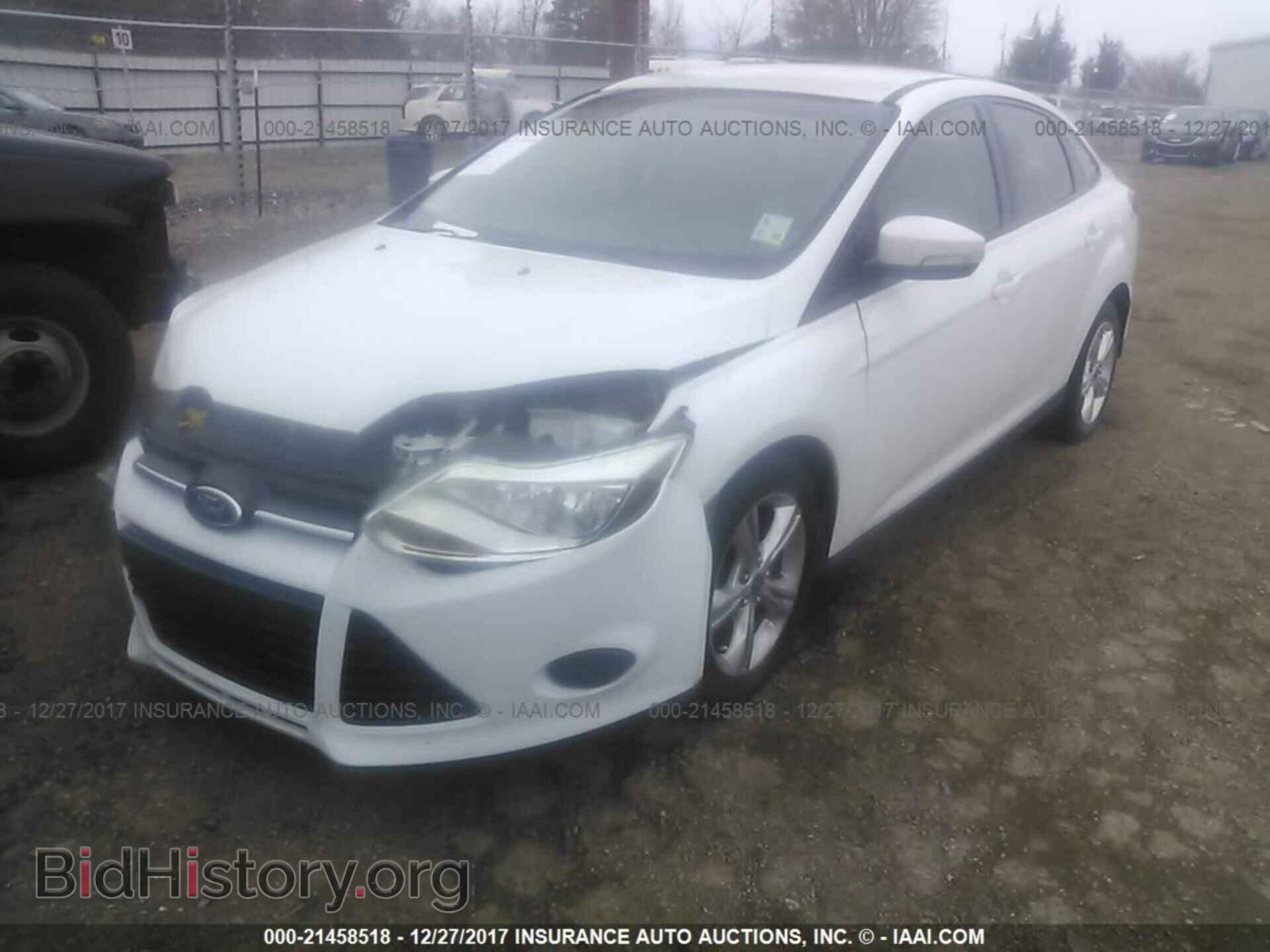 2013 Ford Focus - VIN: 1FADP3F23DL294401 - Photo 2