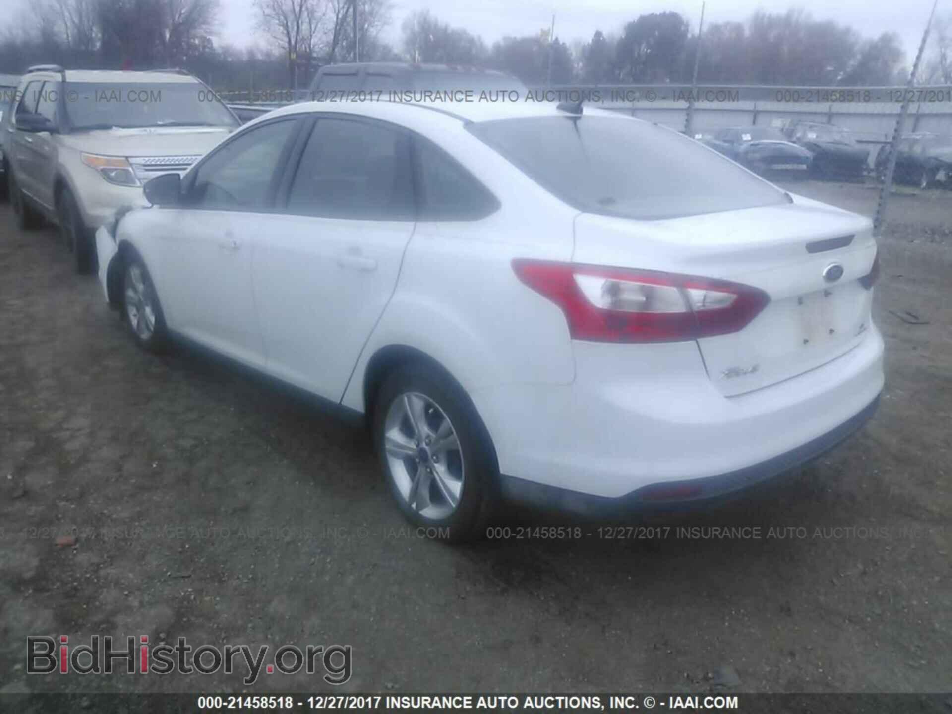 2013 Ford Focus - VIN: 1FADP3F23DL294401 - Photo 3