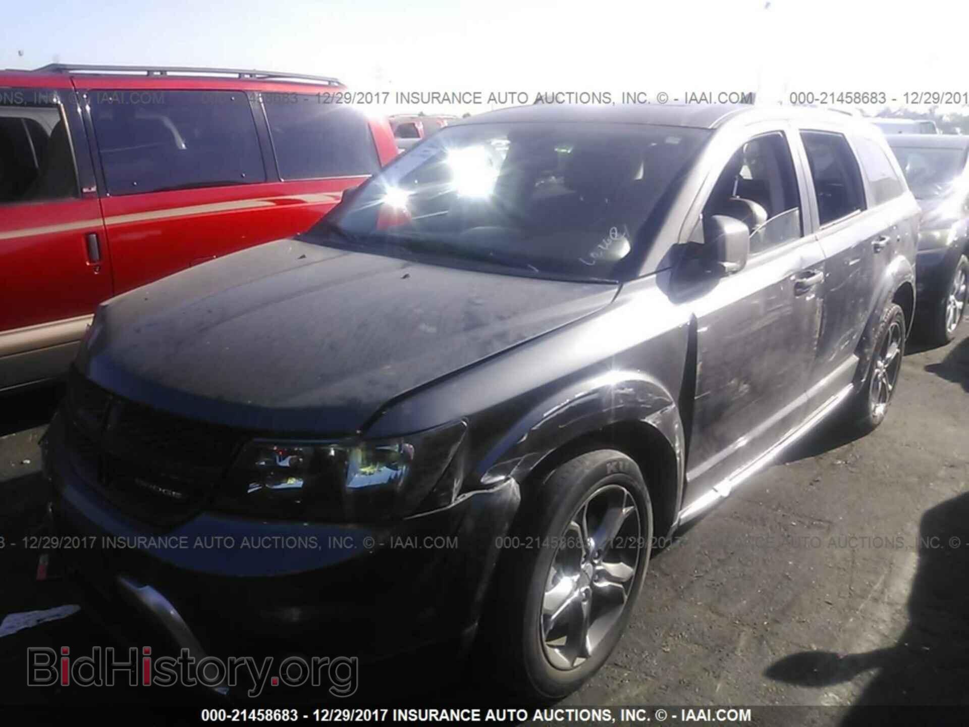 2015 Dodge Journey - VIN: 3C4PDCGG5FT530158 - Photo 2